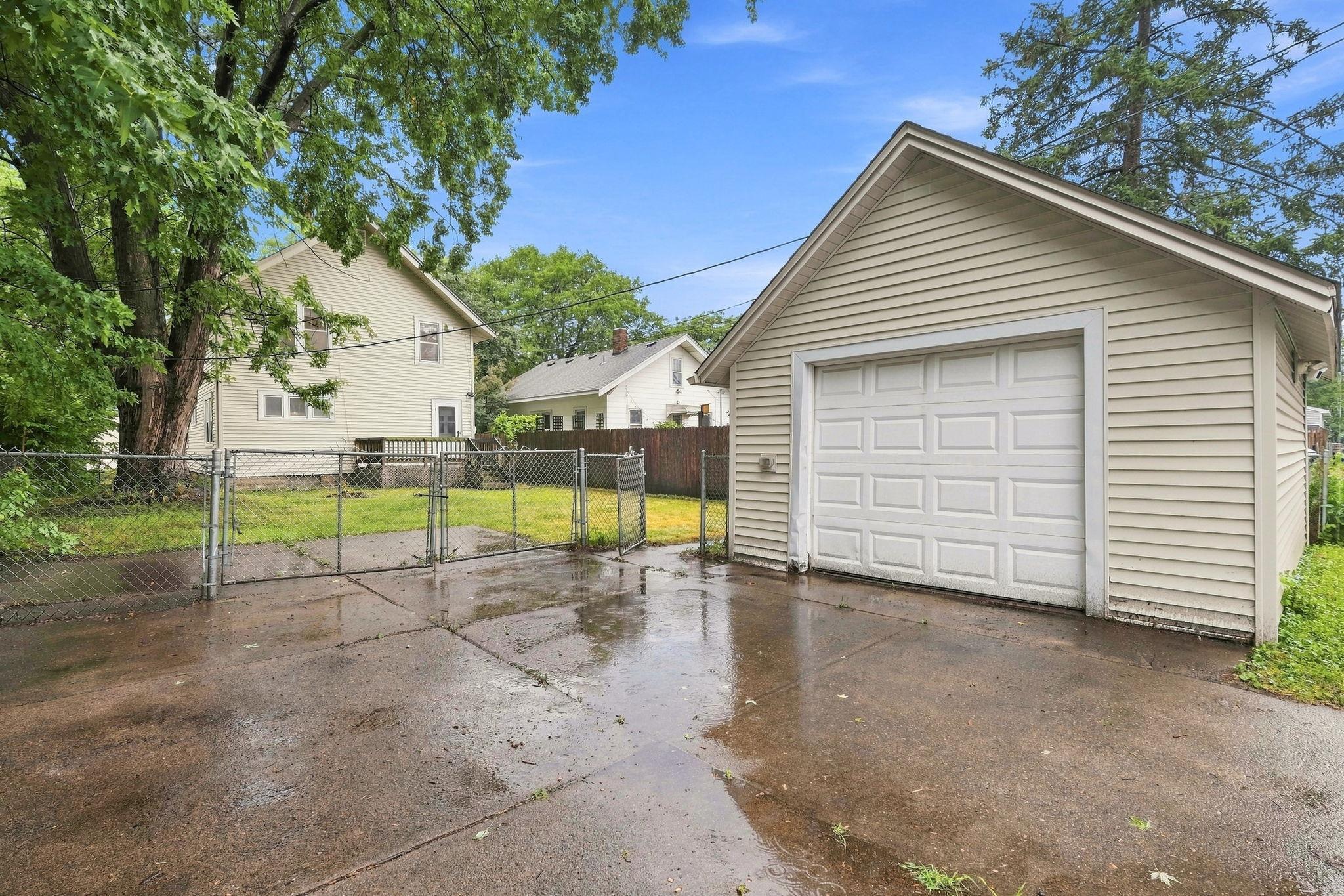 View of Residential at 1019 Sherburne Avenue, Saint Paul MN 55104, Saint Paul (20 of 20) - Mike Wilen | Minnesota Team Real Estate