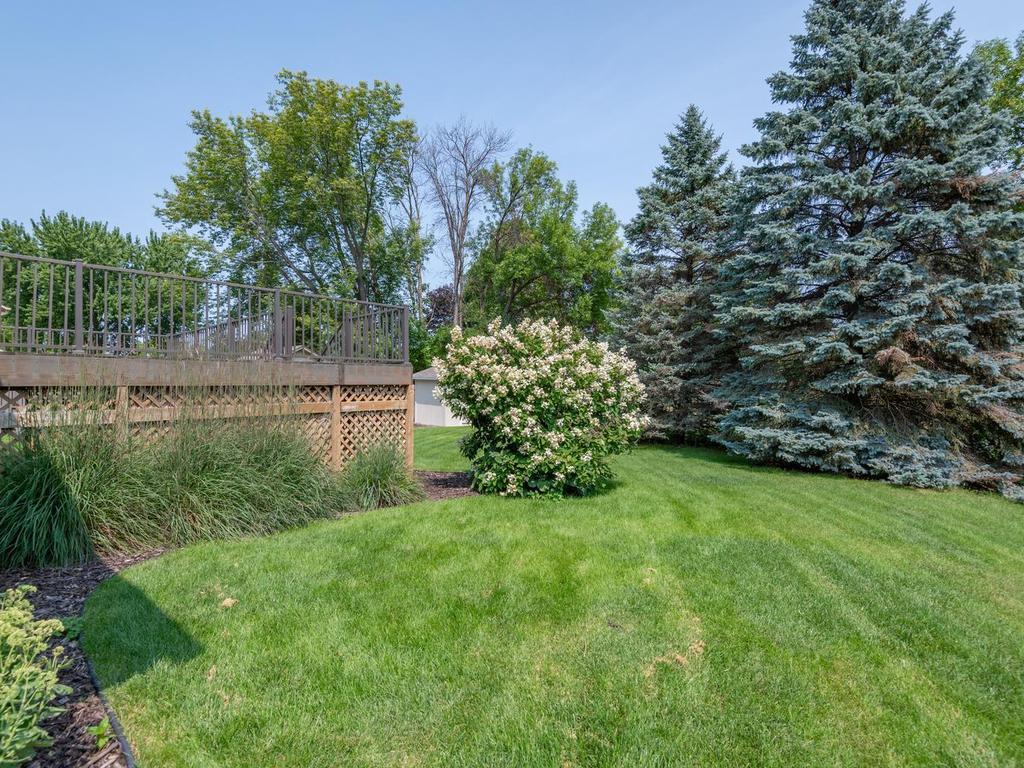View of Residential at 7926 Chesshire Lane, Maple Grove MN 55311, Maple Grove (30 of 33) - Mike Wilen | Minnesota Team Real Estate