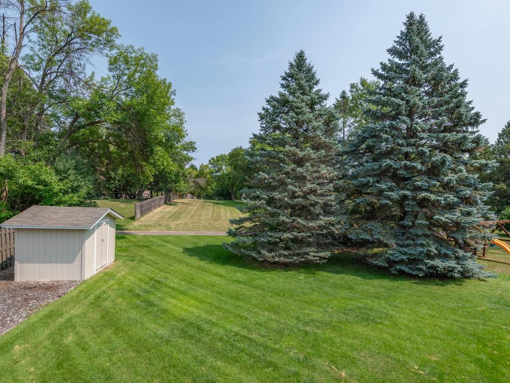 View of Residential at 7926 Chesshire Lane, Maple Grove MN 55311, Maple Grove (29 of 33) - Mike Wilen | Minnesota Team Real Estate