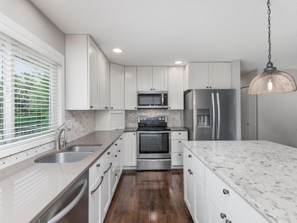 View of Residential at 7926 Chesshire Lane, Maple Grove MN 55311, Maple Grove (13 of 33) - Mike Wilen | Minnesota Team Real Estate