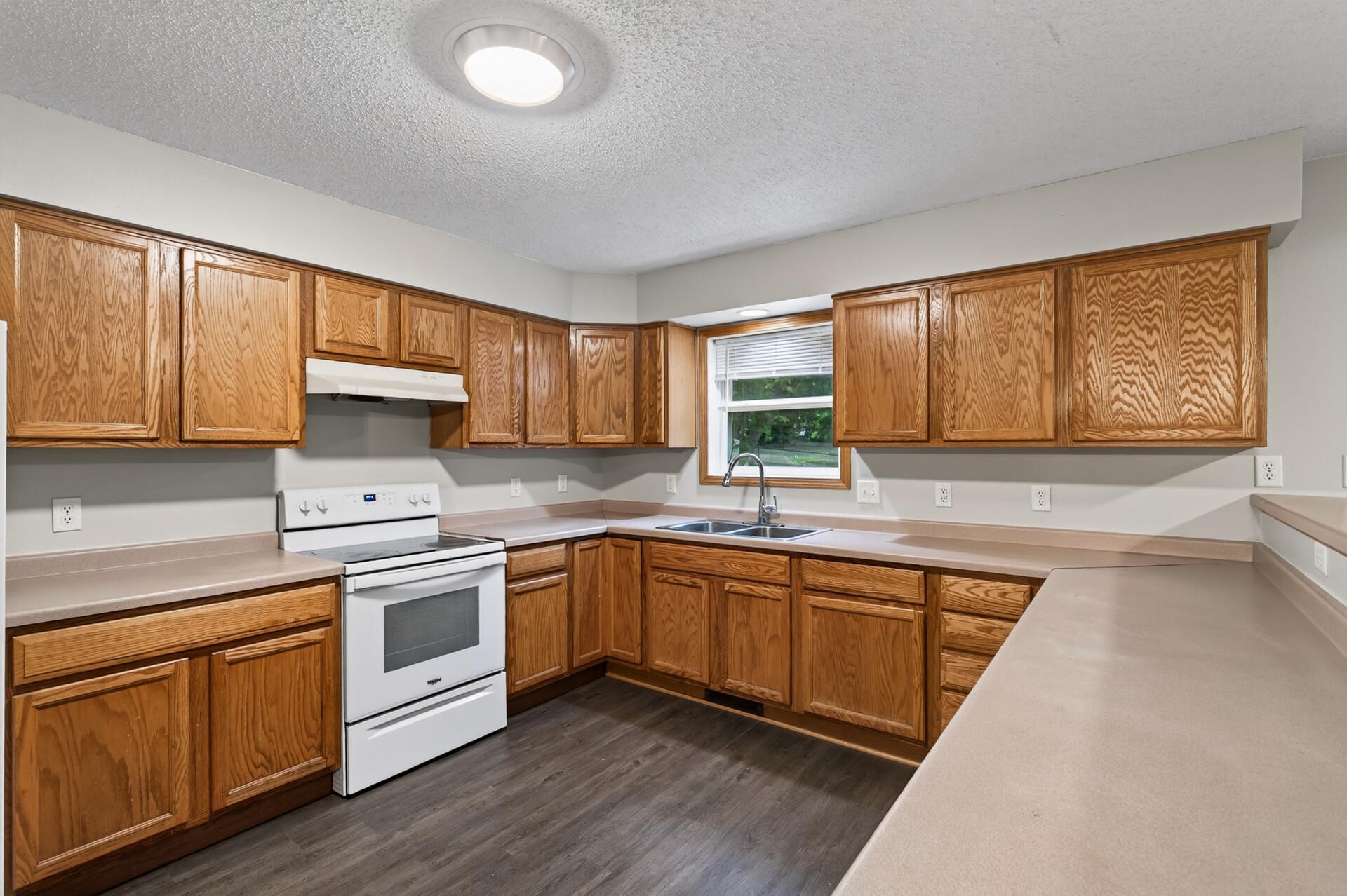 View of Residential at 2321 Lyndale Avenue, Minneapolis MN 55411, Minneapolis (6 of 29) - Mike Wilen | Minnesota Team Real Estate