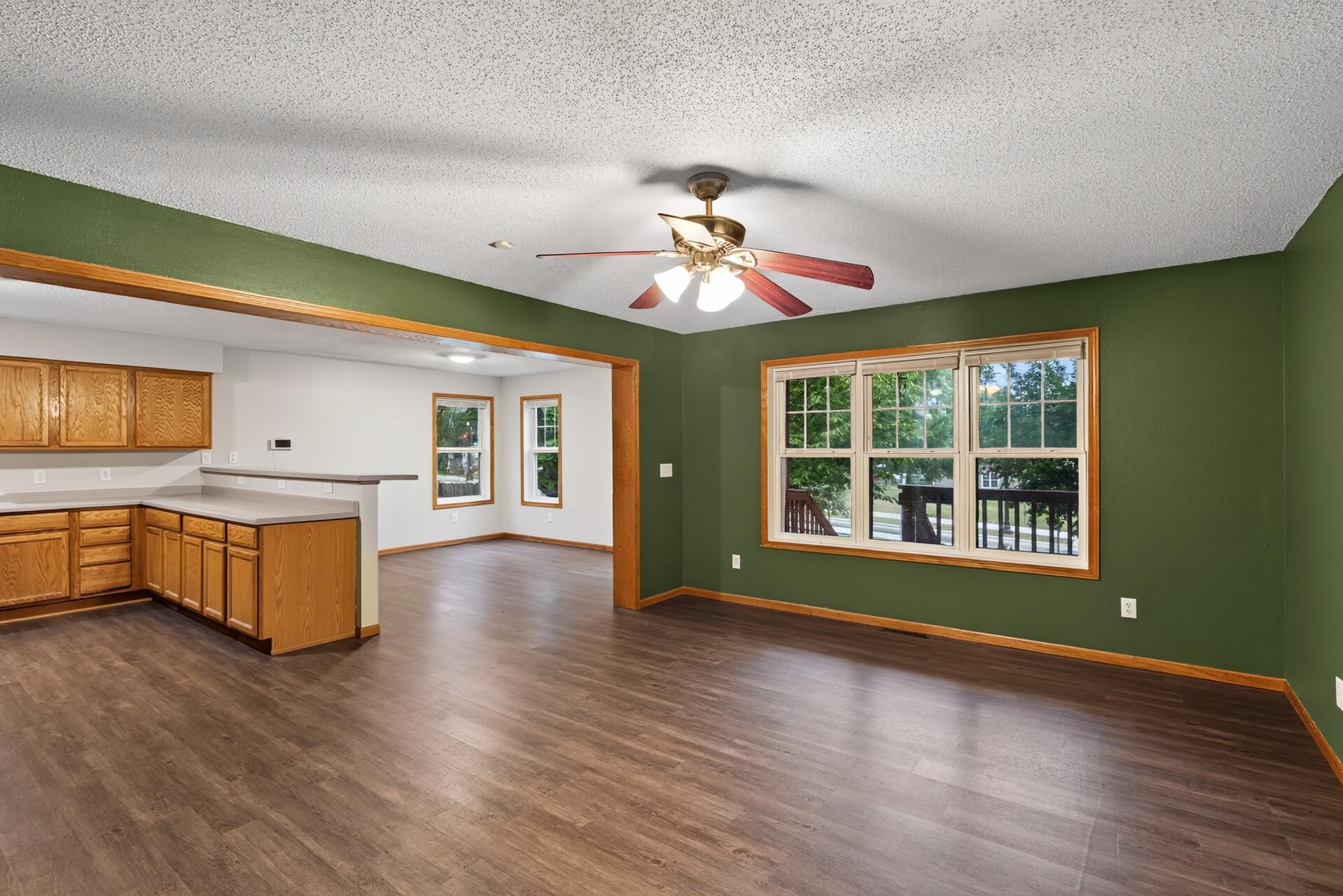 View of Residential at 2321 Lyndale Avenue, Minneapolis MN 55411, Minneapolis (8 of 29) - Mike Wilen | Minnesota Team Real Estate