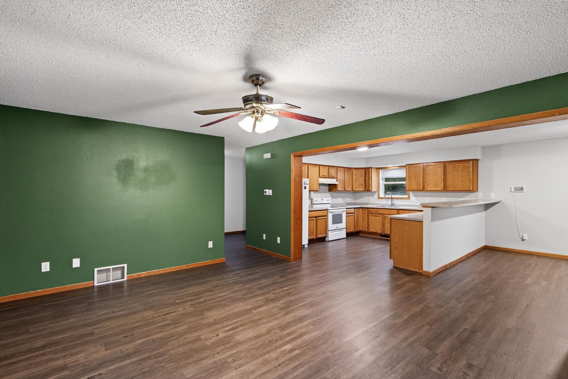 View of Residential at 2321 Lyndale Avenue, Minneapolis MN 55411, Minneapolis (9 of 29) - Mike Wilen | Minnesota Team Real Estate