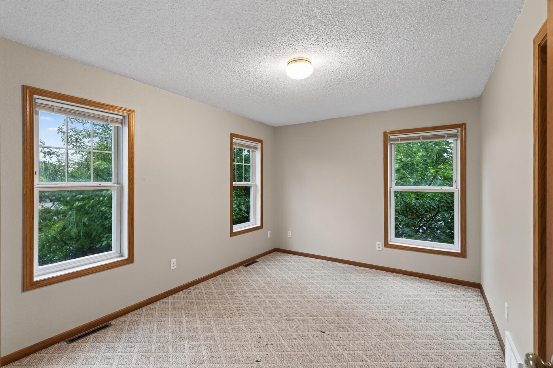 View of Residential at 2321 Lyndale Avenue, Minneapolis MN 55411, Minneapolis (20 of 29) - Mike Wilen | Minnesota Team Real Estate