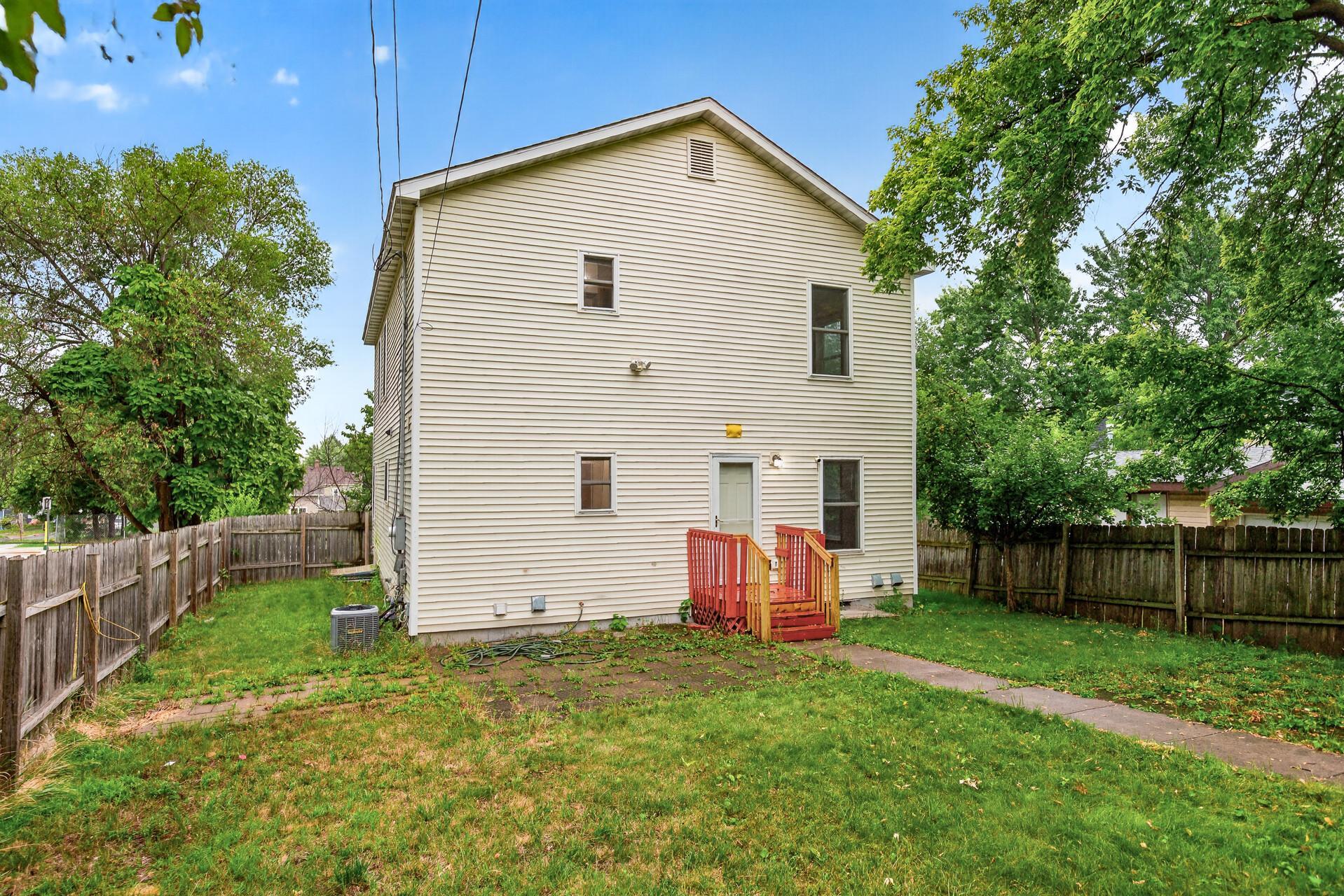 View of Residential at 2321 Lyndale Avenue, Minneapolis MN 55411, Minneapolis (28 of 29) - Mike Wilen | Minnesota Team Real Estate