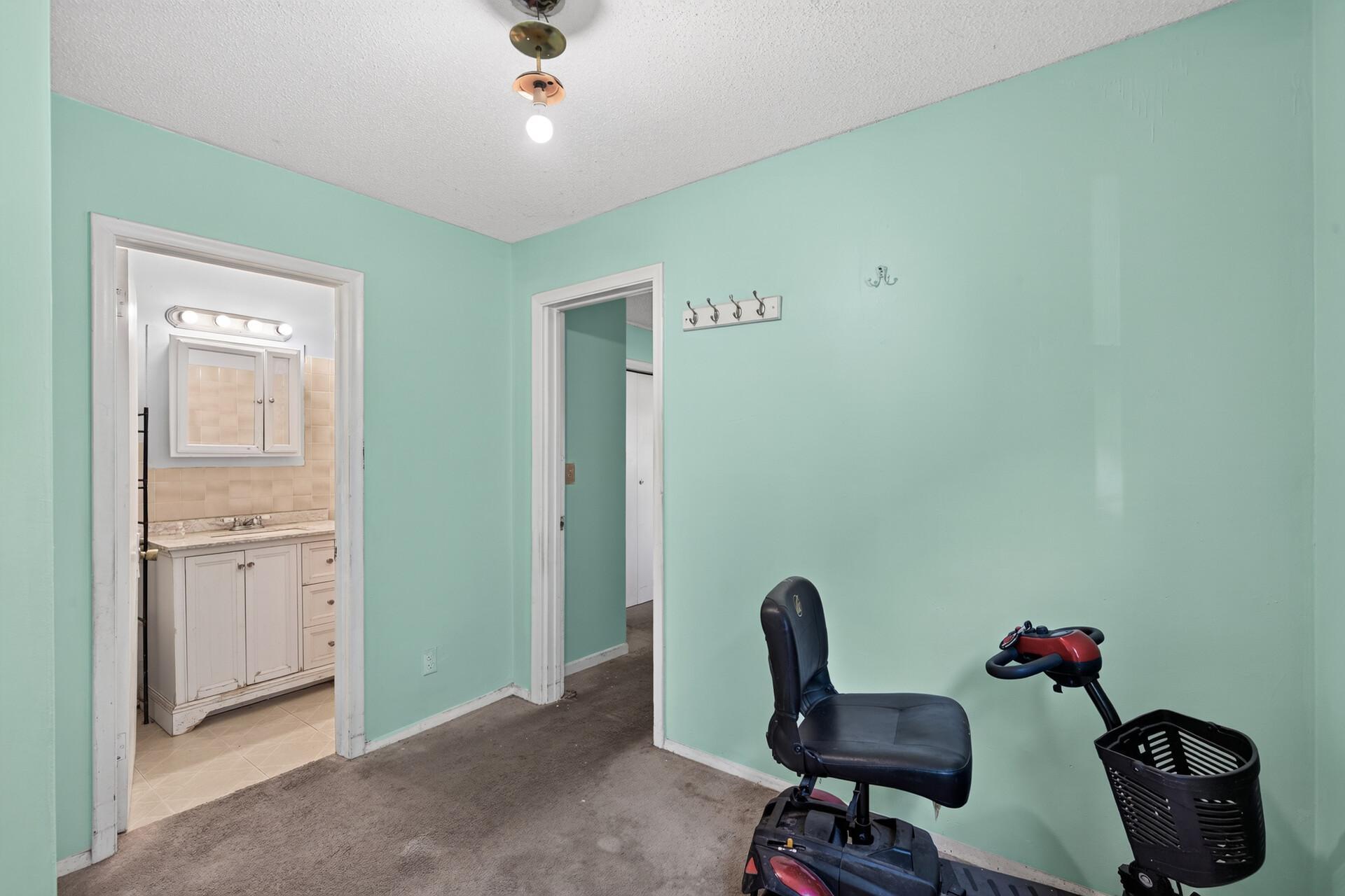 View of Residential at 5111 James Avenue, Minneapolis MN 55430, Minneapolis (11 of 24) - Mike Wilen | Minnesota Team Real Estate