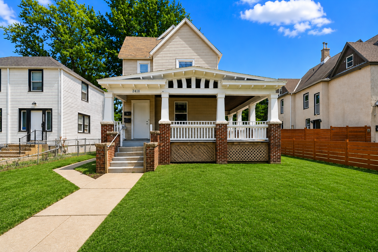 View of Residential Income at 2410 James Avenue, Minneapolis MN 55411, Minneapolis (2 of 35) - Mike Wilen | Minnesota Team Real Estate