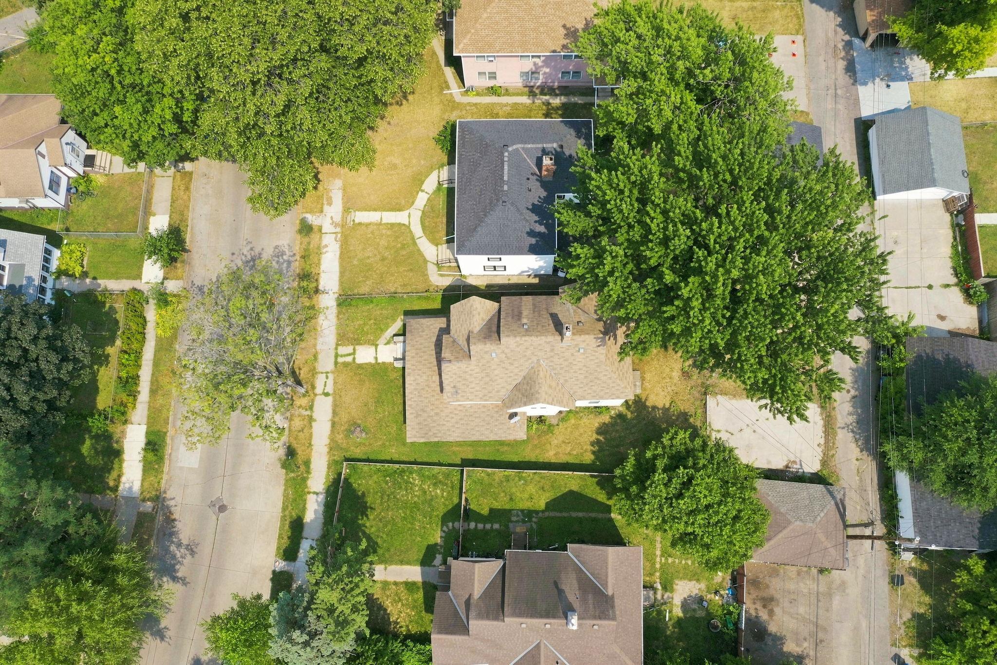 View of Residential Income at 2410 James Avenue, Minneapolis MN 55411, Minneapolis (35 of 35) - Mike Wilen | Minnesota Team Real Estate
