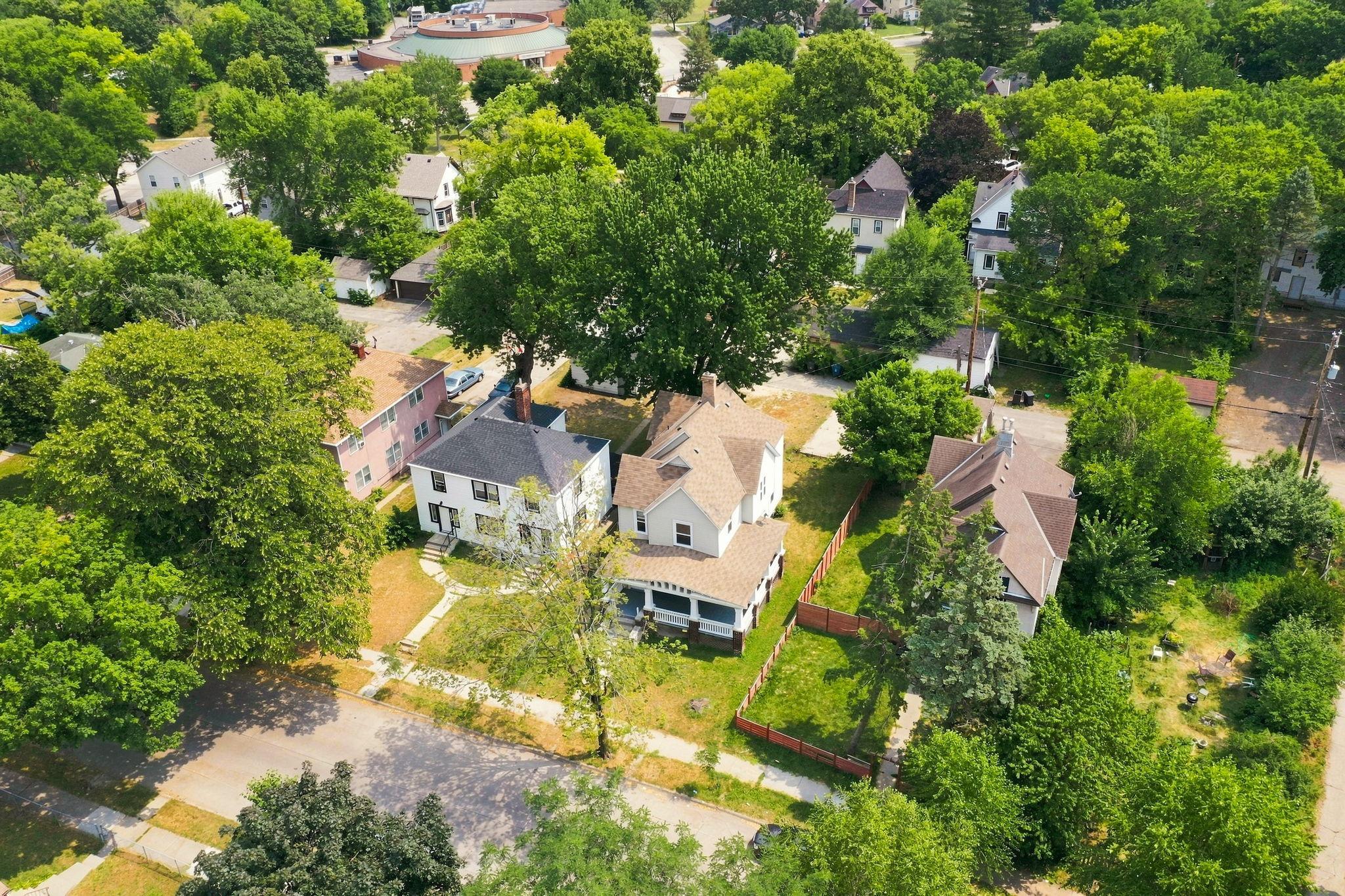 View of Residential Income at 2410 James Avenue, Minneapolis MN 55411, Minneapolis (34 of 35) - Mike Wilen | Minnesota Team Real Estate