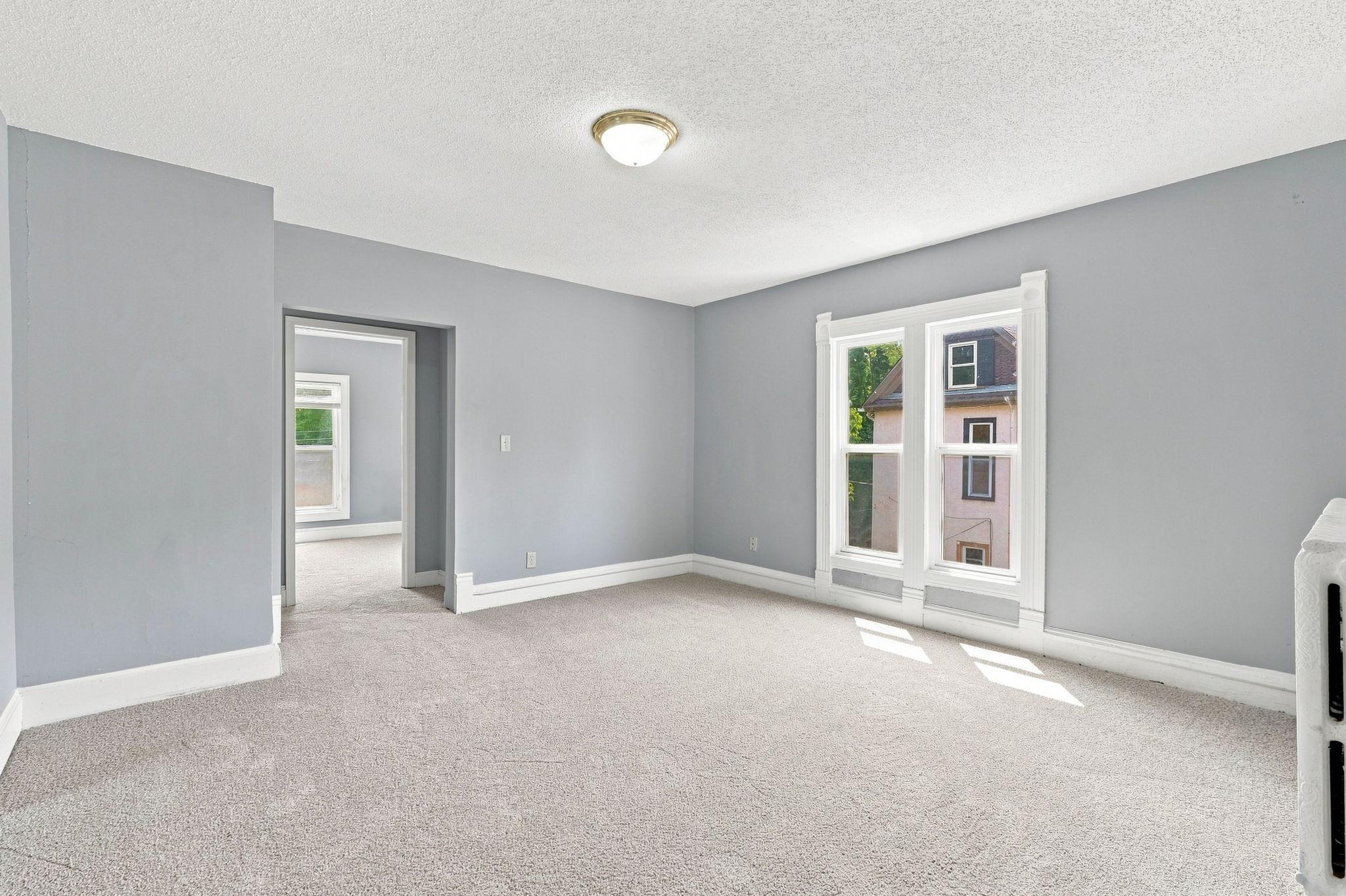 View of Residential Income at 2410 James Avenue, Minneapolis MN 55411, Minneapolis (12 of 35) - Mike Wilen | Minnesota Team Real Estate