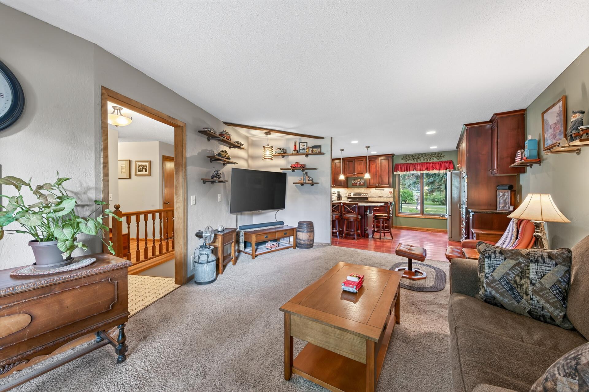 View of Residential at 2062 28th Avenue, New Brighton MN 55112, New Brighton (8 of 43) - Mike Wilen | Minnesota Team Real Estate
