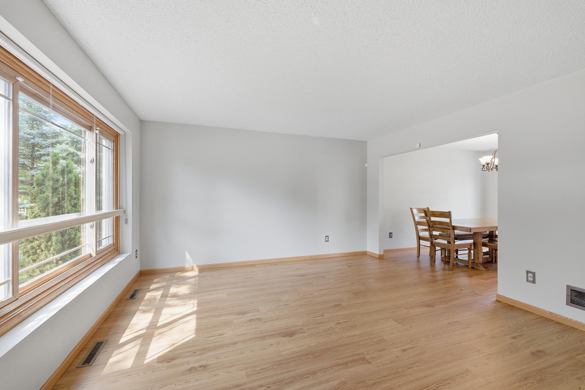 View of Residential at 17428 Horseshoe Way, Lakeville MN 55044, Lakeville (3 of 26) - Mike Wilen | Minnesota Team Real Estate
