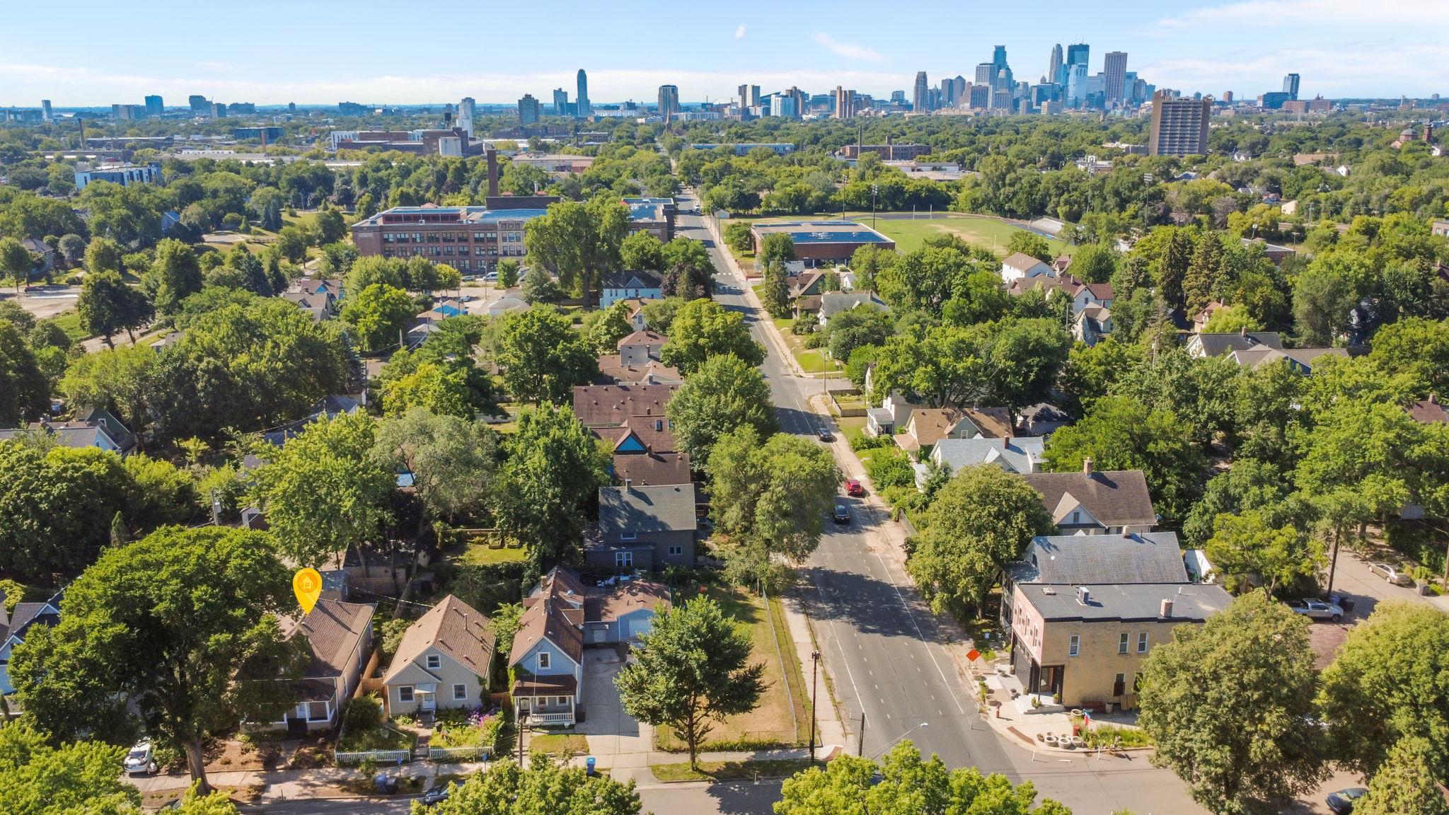 View of Residential at 712 24th Avenue, Minneapolis MN 55418, Minneapolis (31 of 32) - Mike Wilen | Minnesota Team Real Estate