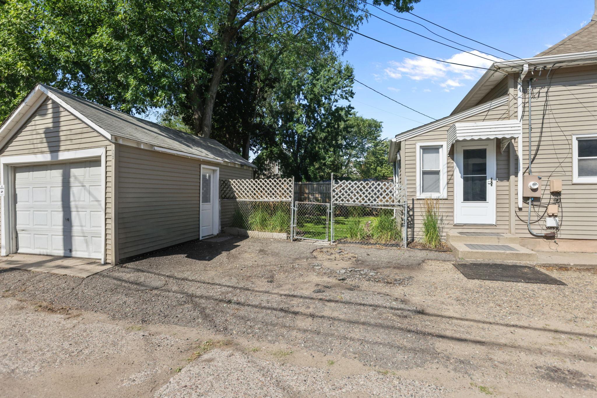 View of Residential at 712 24th Avenue, Minneapolis MN 55418, Minneapolis (27 of 32) - Mike Wilen | Minnesota Team Real Estate