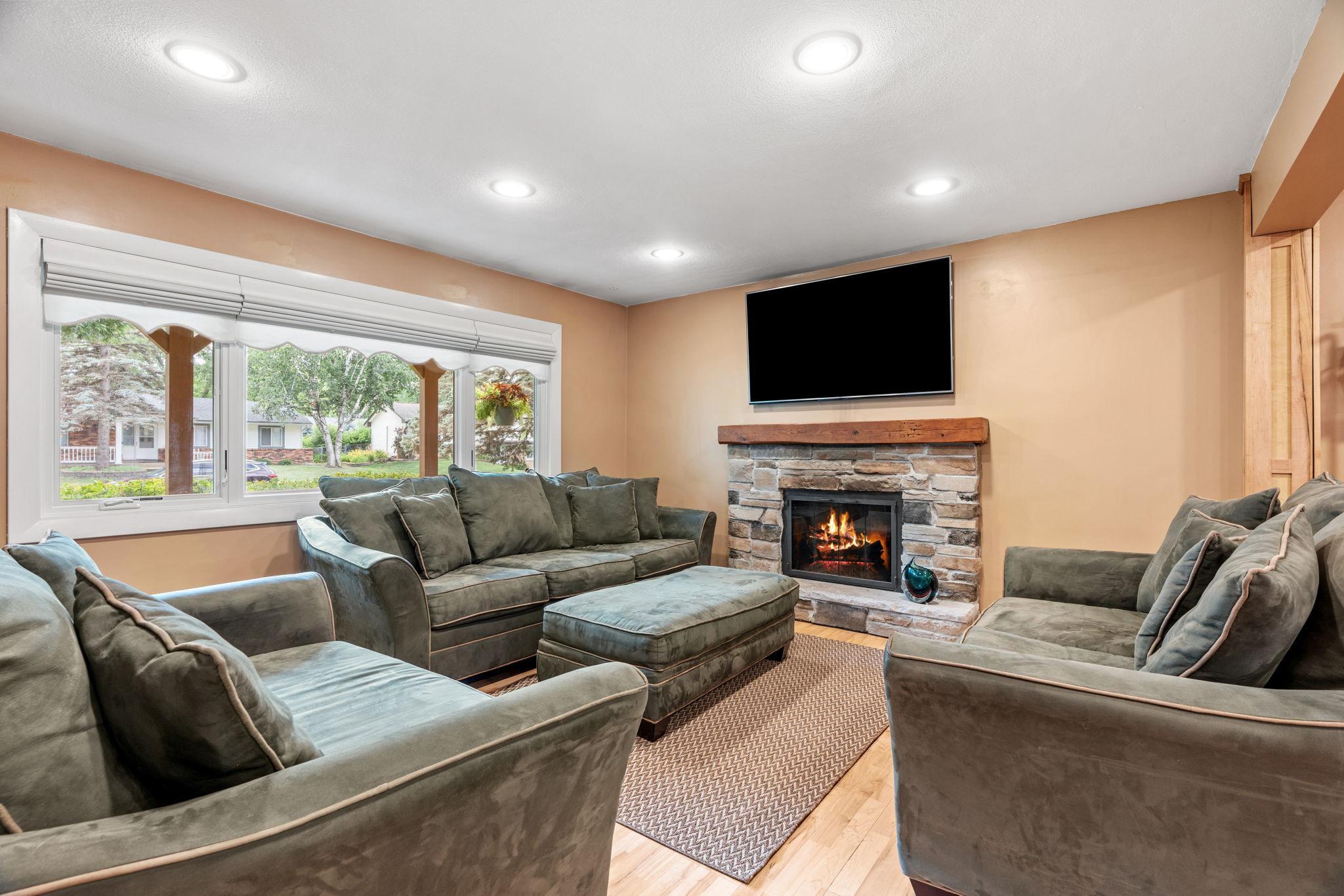 View of Residential at 2216 114th Street, Burnsville MN 55337, Burnsville (13 of 26) - Mike Wilen | Minnesota Team Real Estate