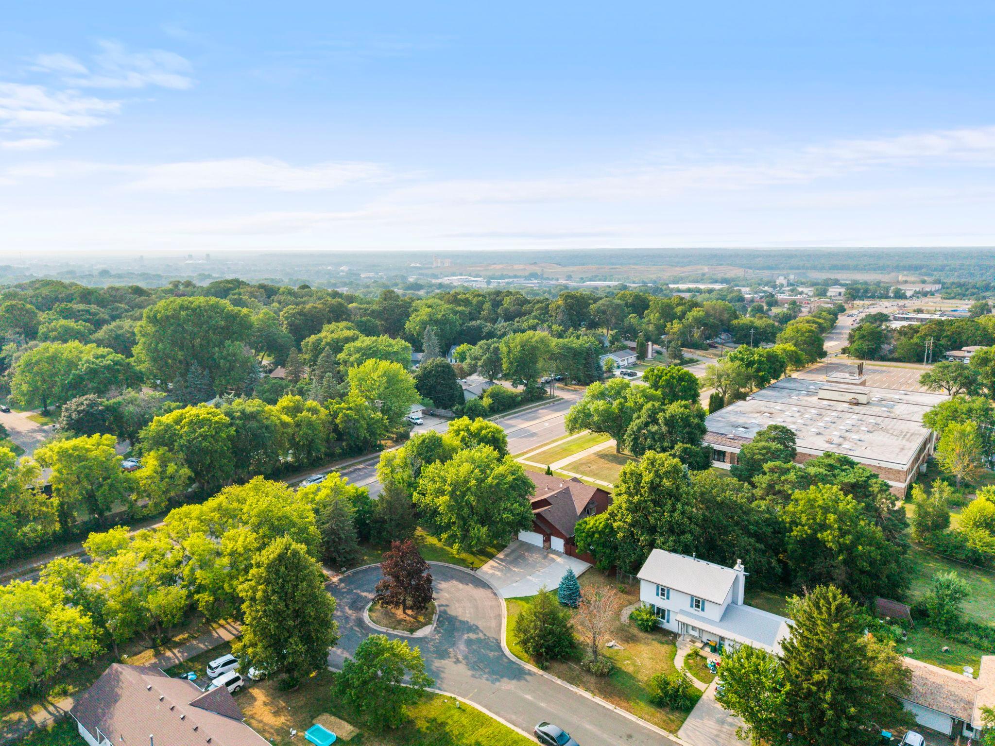 View of Residential at 1820 Slater Lane, Burnsville MN 55337, Burnsville (34 of 55) - Mike Wilen | Minnesota Team Real Estate