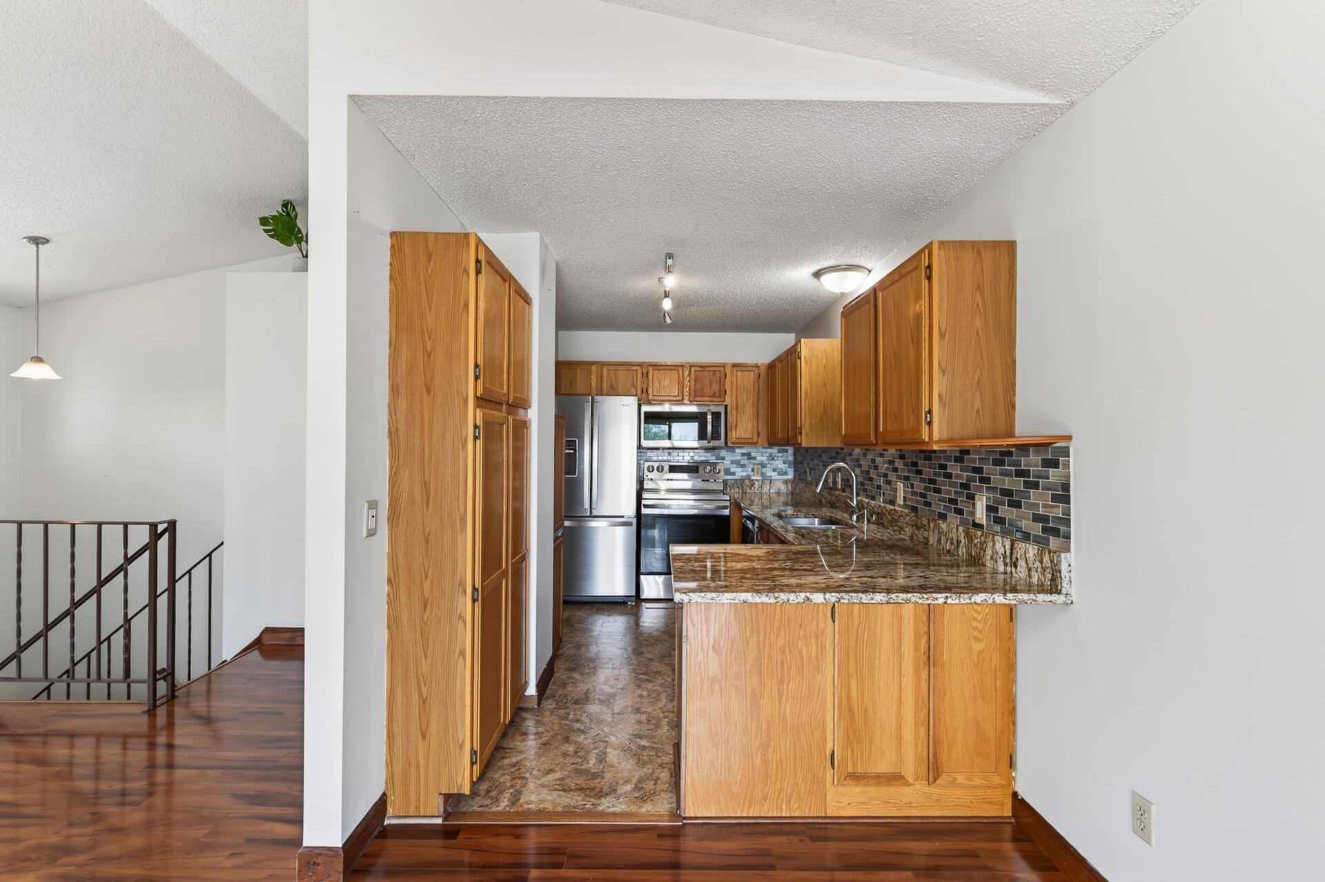 View of Residential at 15894 Gooseberry Way, Apple Valley MN 55124, Apple Valley (10 of 29) - Mike Wilen | Minnesota Team Real Estate
