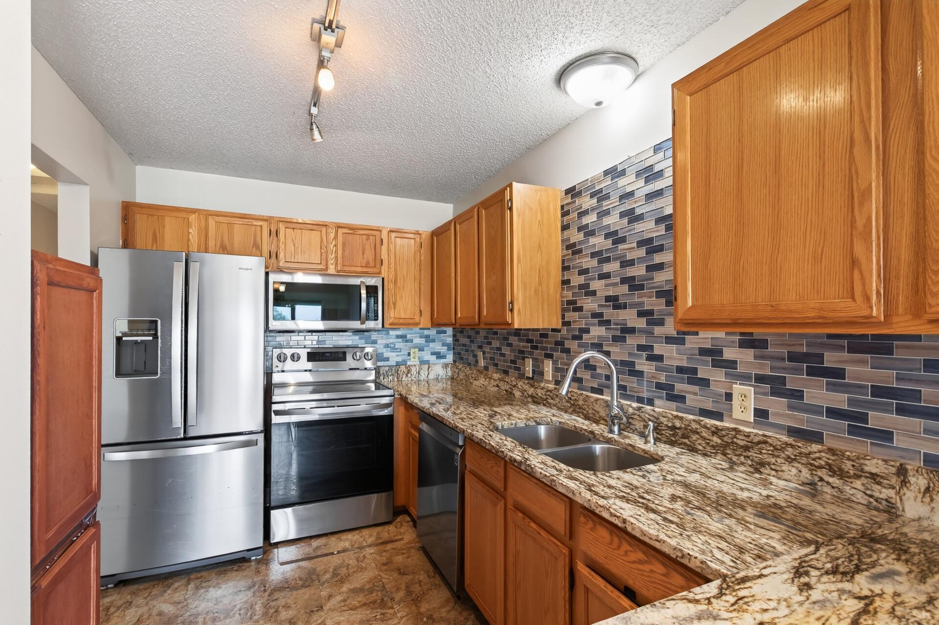 View of Residential at 15894 Gooseberry Way, Apple Valley MN 55124, Apple Valley (11 of 29) - Mike Wilen | Minnesota Team Real Estate