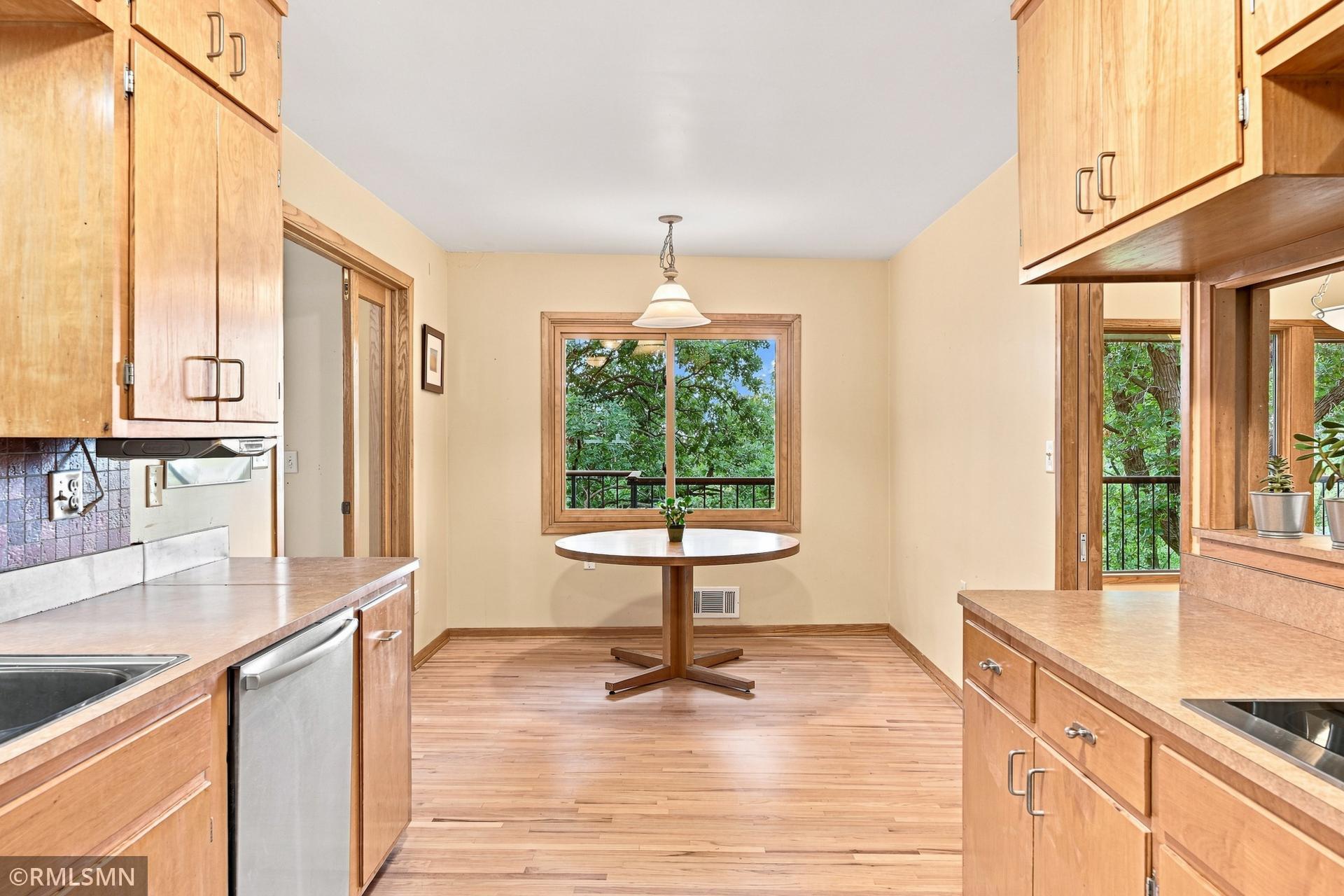 View of Residential at 44 Miller Crest Lane, Saint Paul MN 55106, Saint Paul (37 of 84) - Mike Wilen | Minnesota Team Real Estate