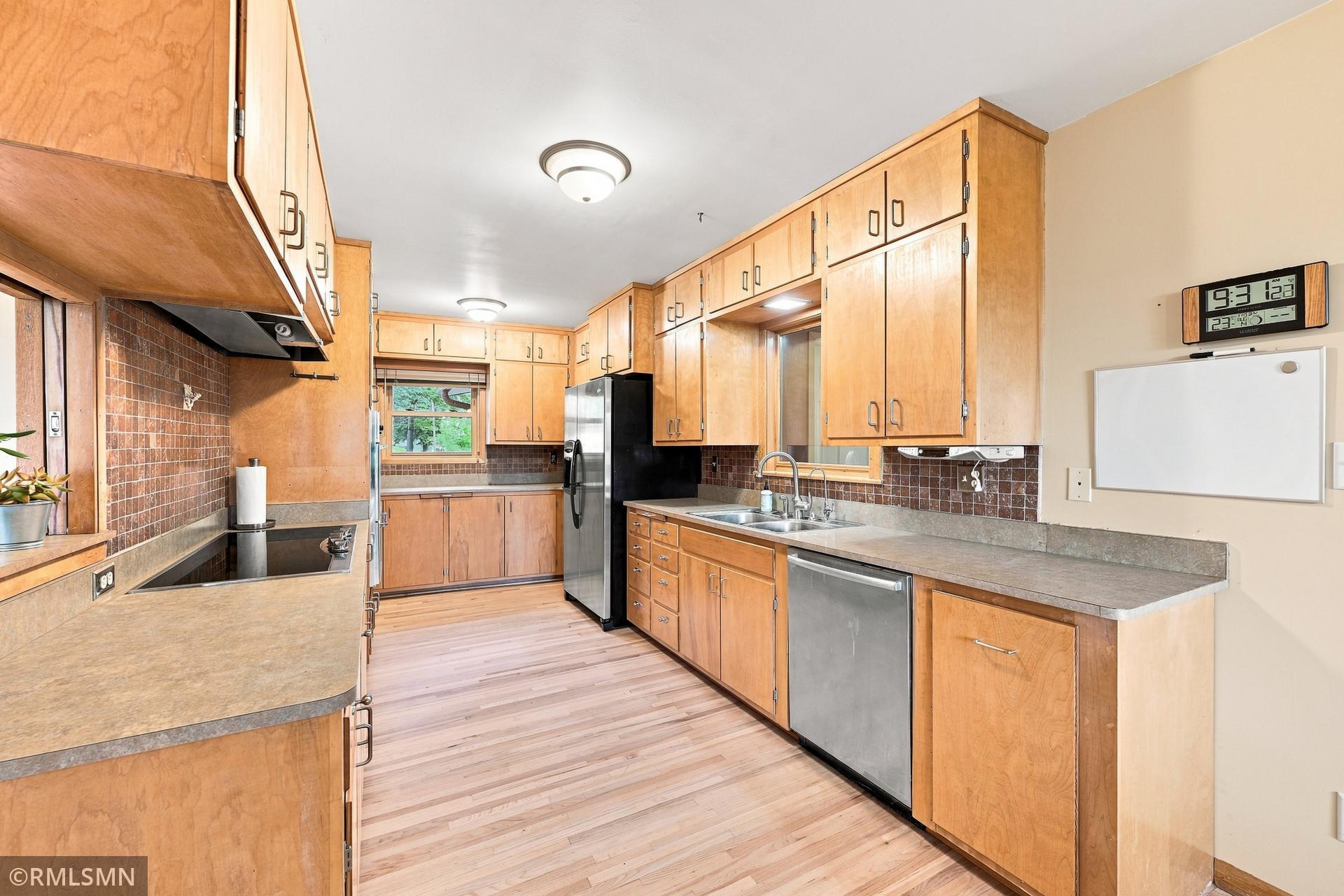 View of Residential at 44 Miller Crest Lane, Saint Paul MN 55106, Saint Paul (33 of 84) - Mike Wilen | Minnesota Team Real Estate