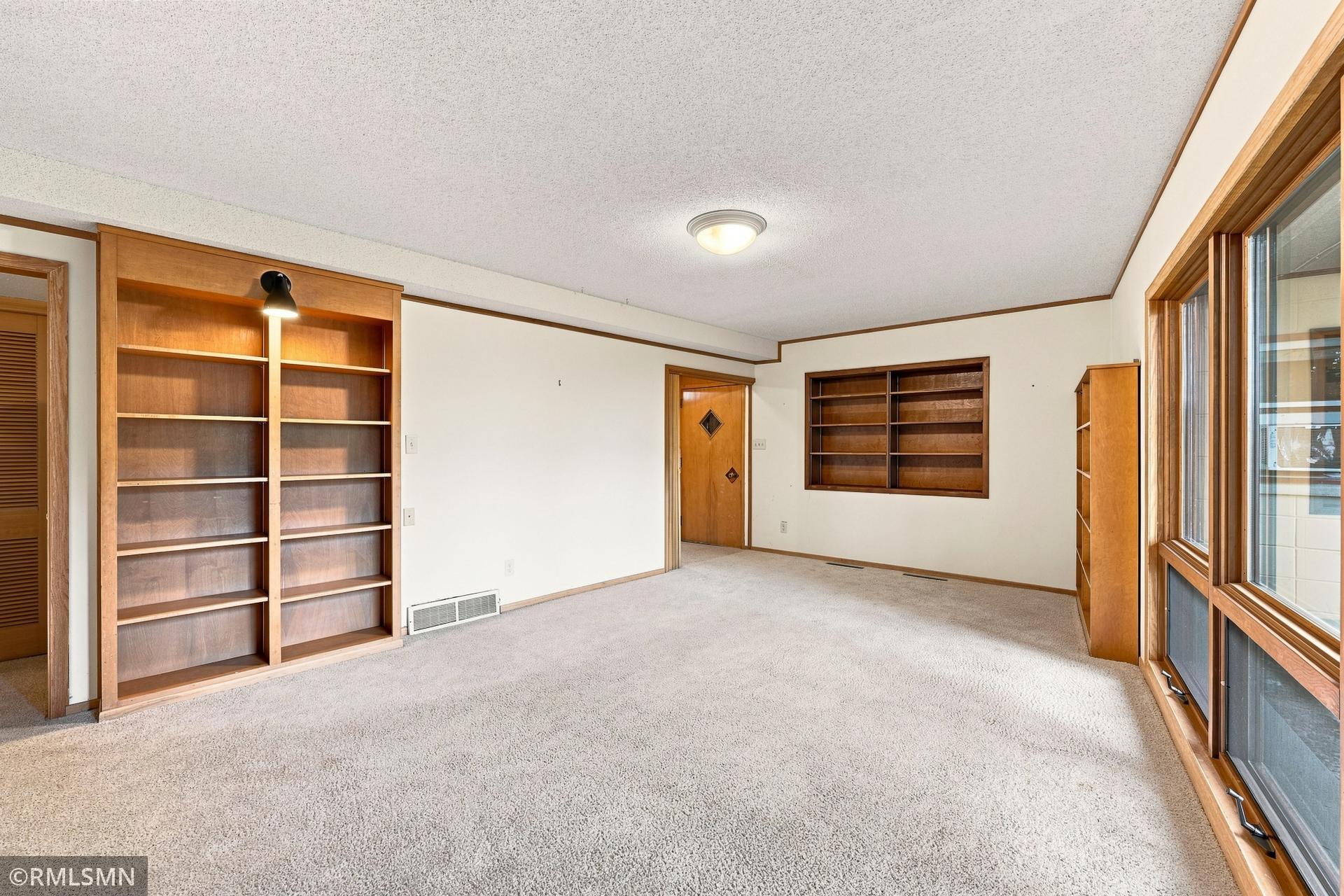 View of Residential at 44 Miller Crest Lane, Saint Paul MN 55106, Saint Paul (49 of 84) - Mike Wilen | Minnesota Team Real Estate