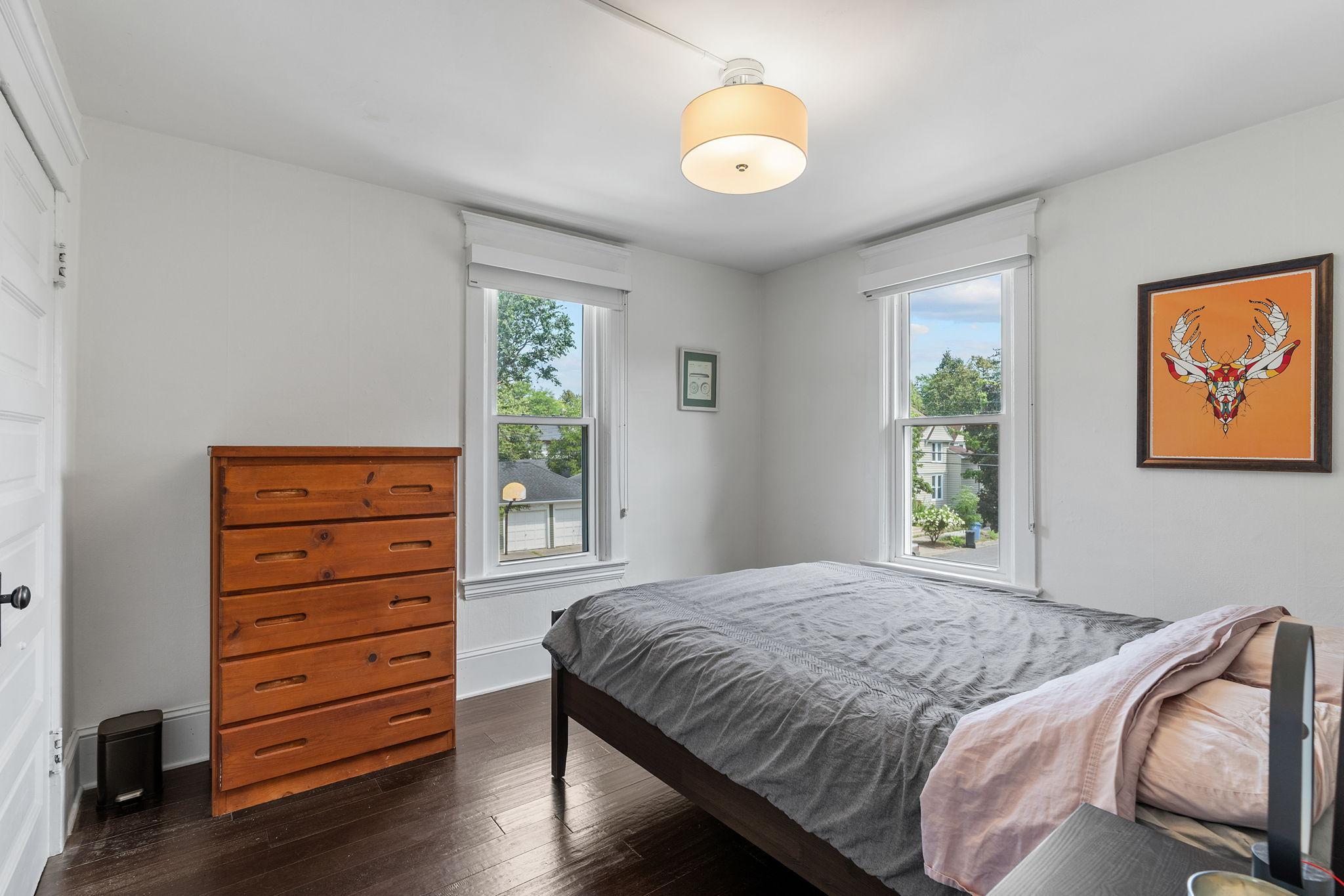View of Residential Income at 3301 Irving Avenue, Minneapolis MN 55408, Minneapolis (15 of 35) - Mike Wilen | Minnesota Team Real Estate