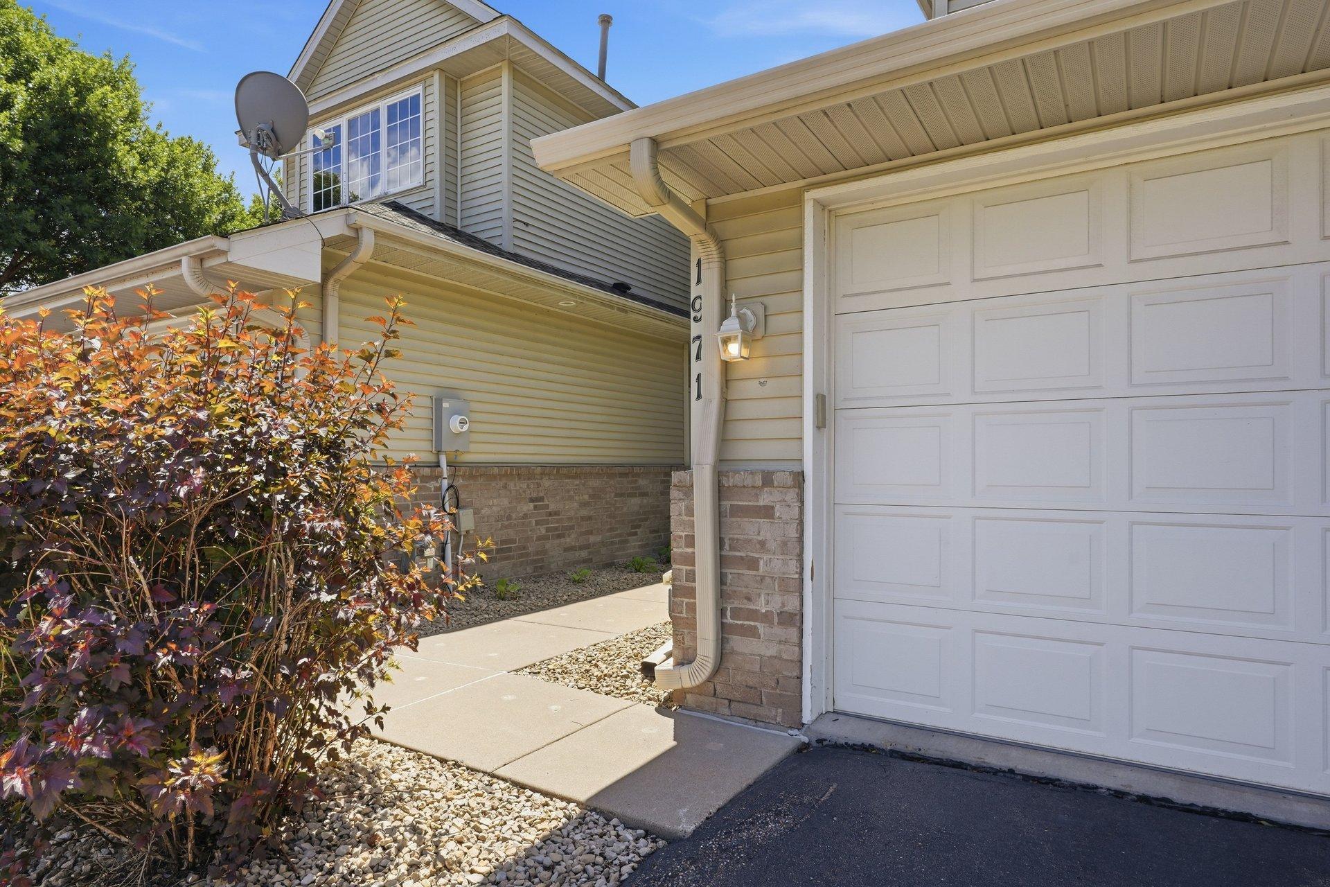 View of Residential at 1971 Andrew Court, Chanhassen MN 55317, Chanhassen (55 of 101) - Mike Wilen | Minnesota Team Real Estate