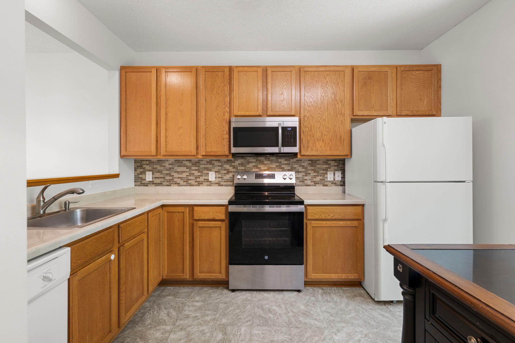 View of Residential at 10015 Liatris Lane, Eden Prairie MN 55347, Eden Prairie (4 of 33) - Mike Wilen | Minnesota Team Real Estate