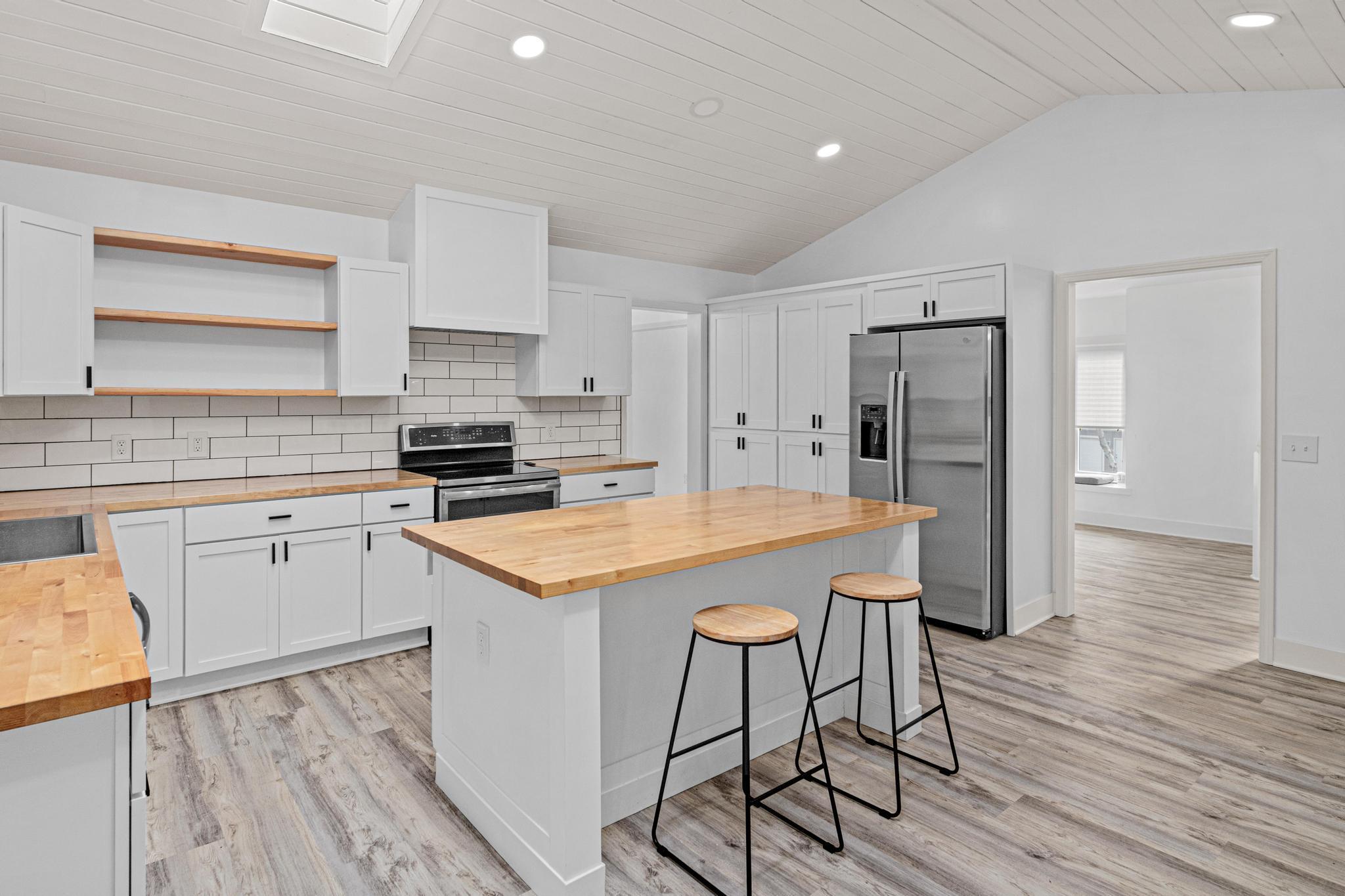View of Residential at 13629 Glasgow Lane, Apple Valley MN 55124, Apple Valley (12 of 48) - Mike Wilen | Minnesota Team Real Estate