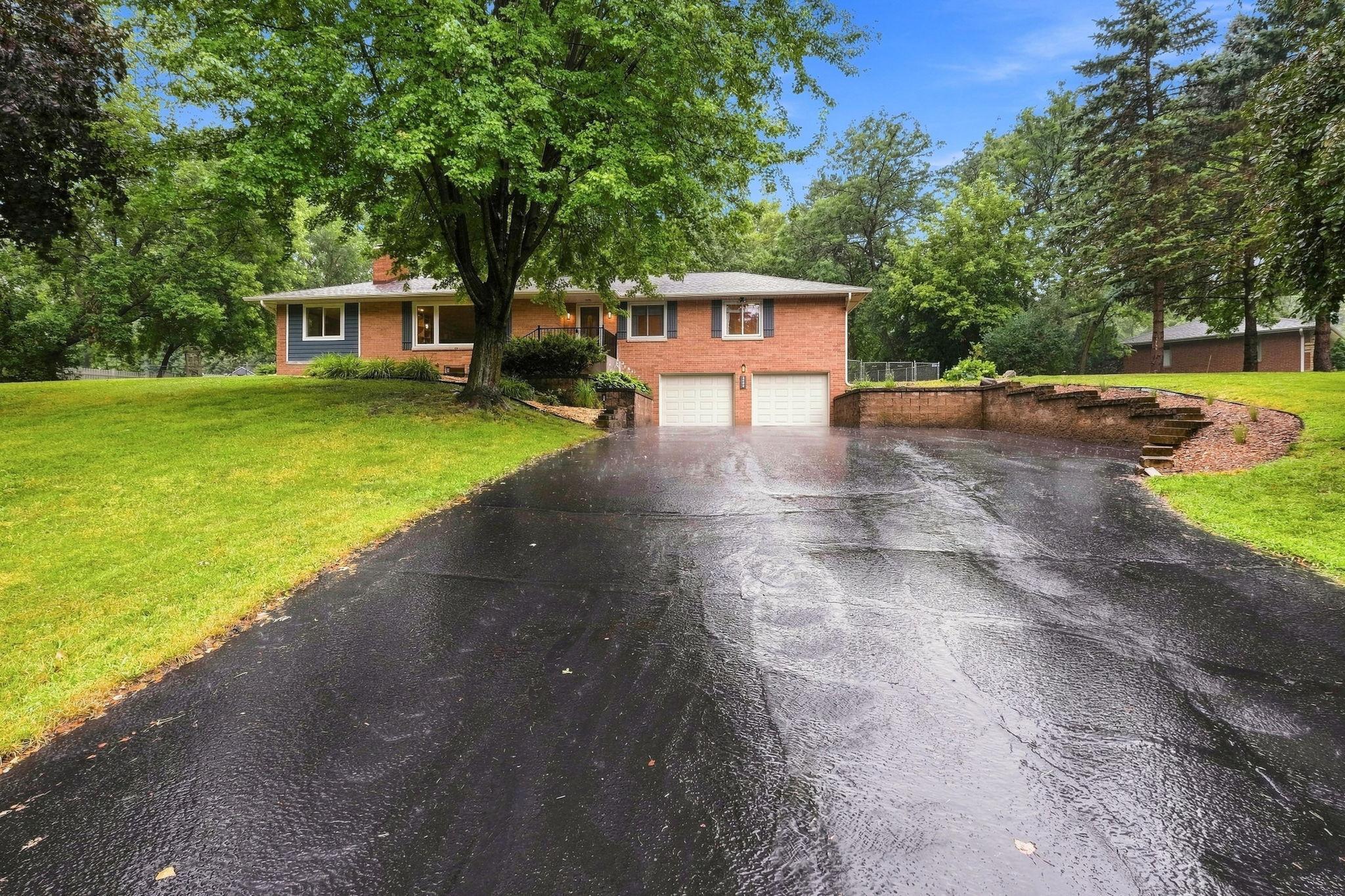 View of Residential at 3600 Sunrise Drive, Minnetonka MN 55345, Minnetonka (39 of 42) - Mike Wilen | Minnesota Team Real Estate