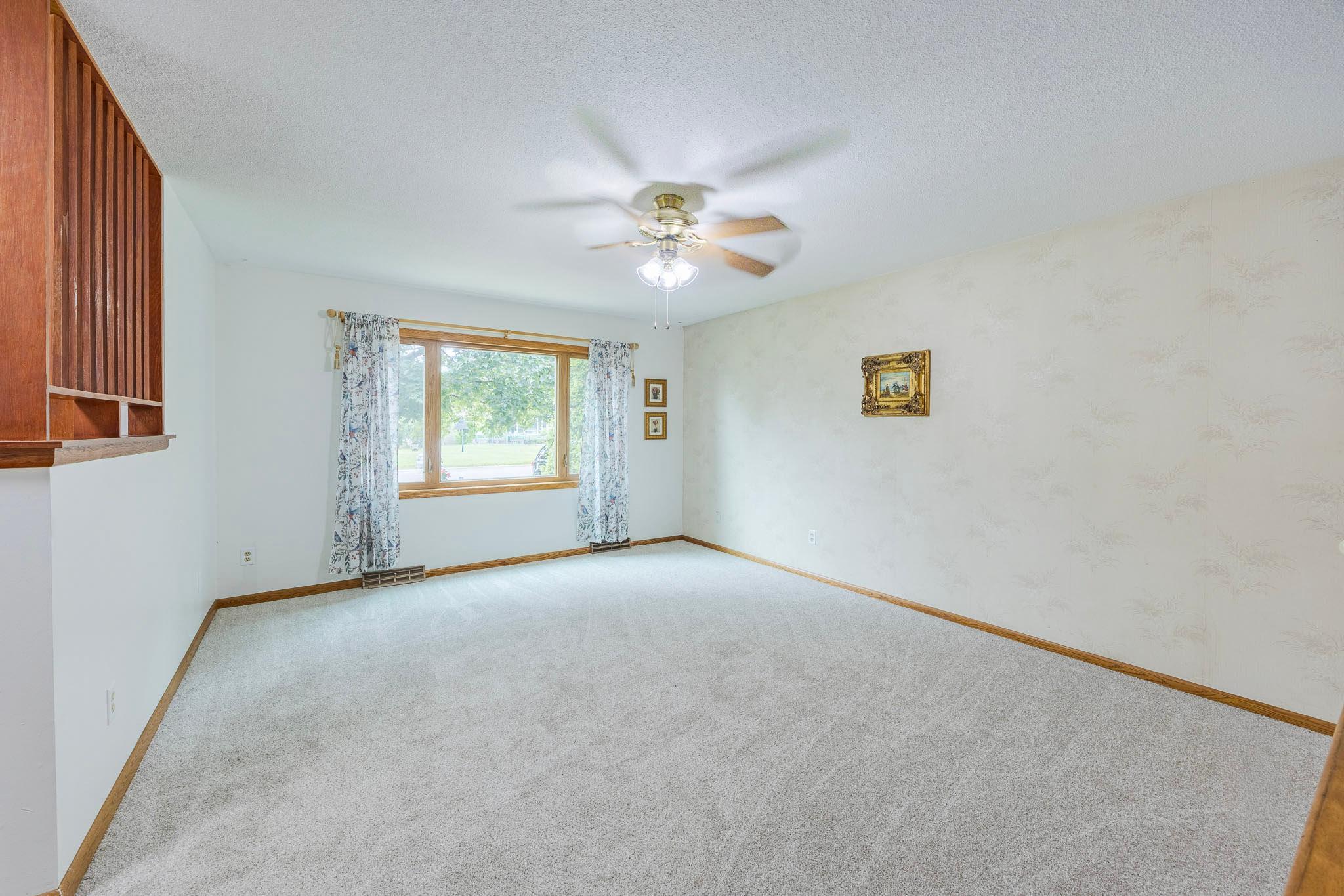 View of Residential at 10325 Portland Avenue, Bloomington MN 55420, Bloomington (9 of 42) - Mike Wilen | Minnesota Team Real Estate