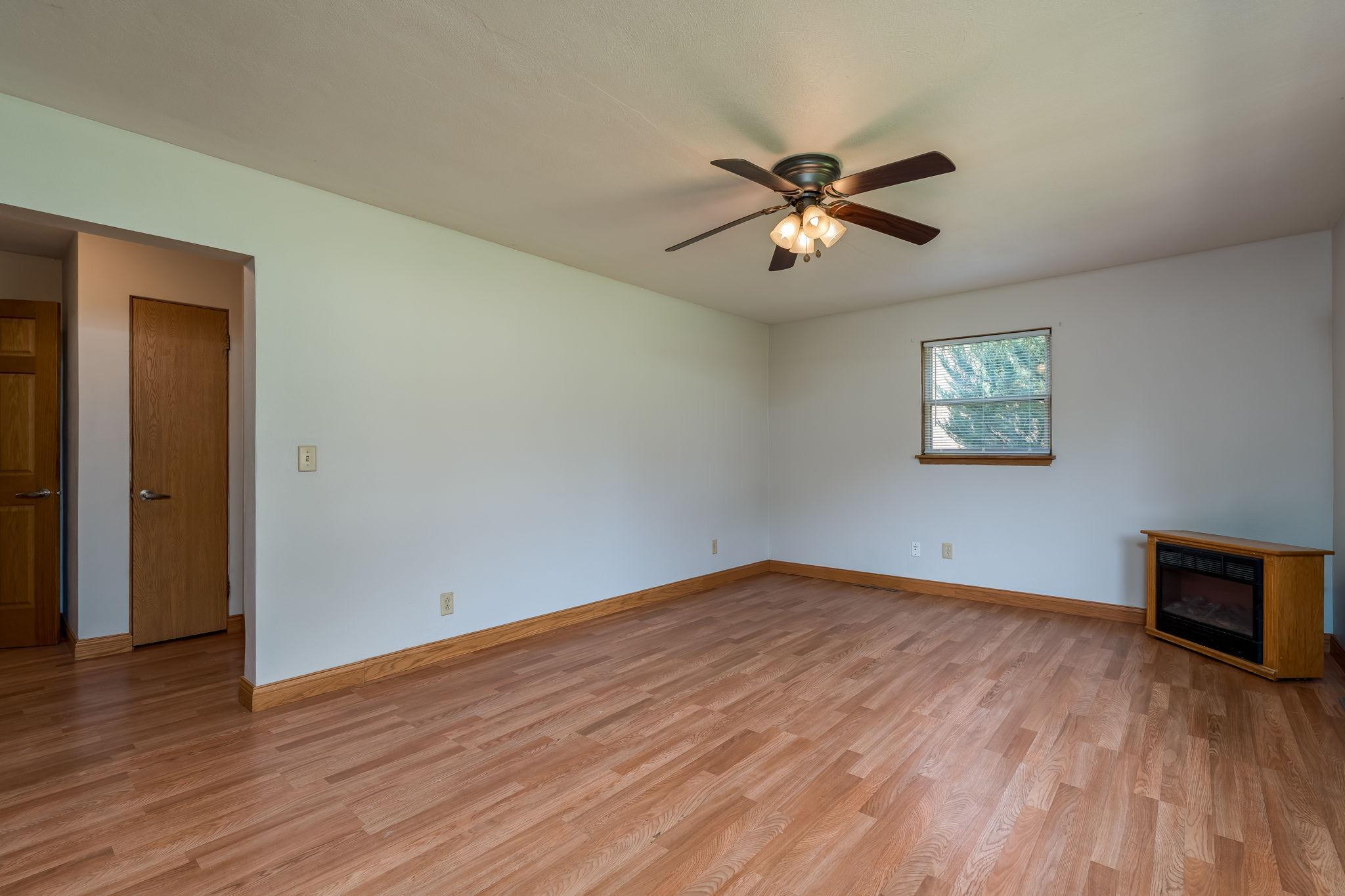 View of Residential at 109 Jay Street, Le Sueur MN 56058, Le Sueur (4 of 23) - Mike Wilen | Minnesota Team Real Estate