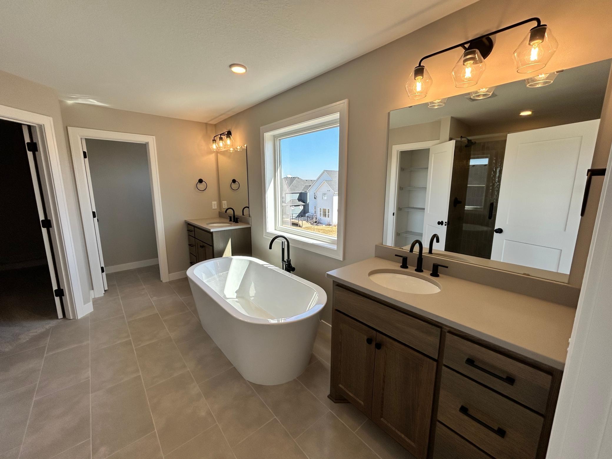View of Residential at 4097 Arbor Drive, Woodbury MN 55129, Woodbury (23 of 48) - Mike Wilen | Minnesota Team Real Estate