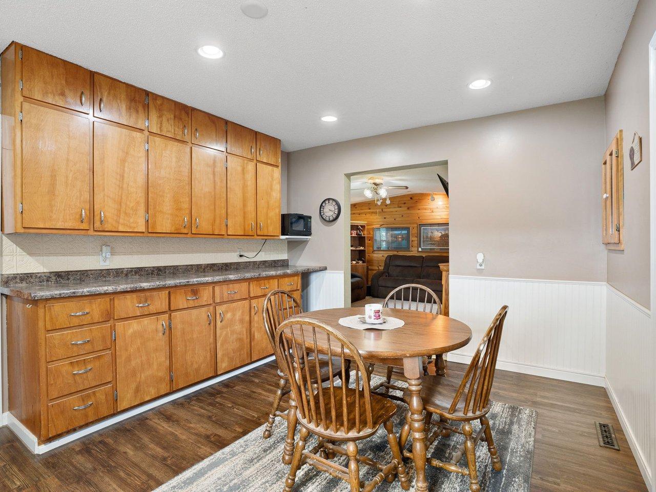 View of Residential at 828 Clinton Street, Waterville MN 56096, Waterville (15 of 33) - Mike Wilen | Minnesota Team Real Estate