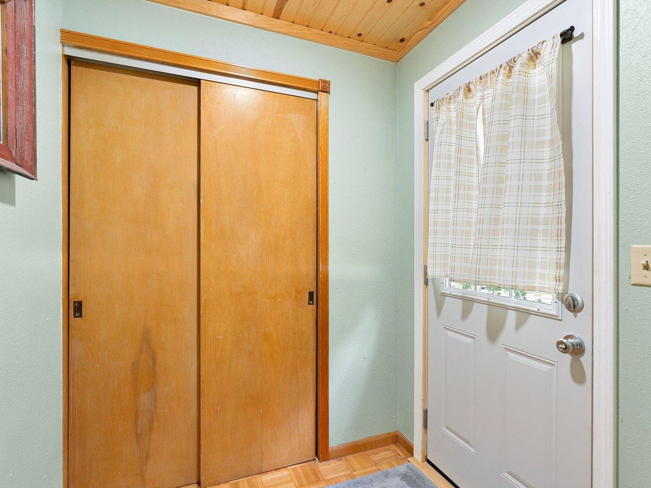 View of Residential at 828 Clinton Street, Waterville MN 56096, Waterville (24 of 33) - Mike Wilen | Minnesota Team Real Estate
