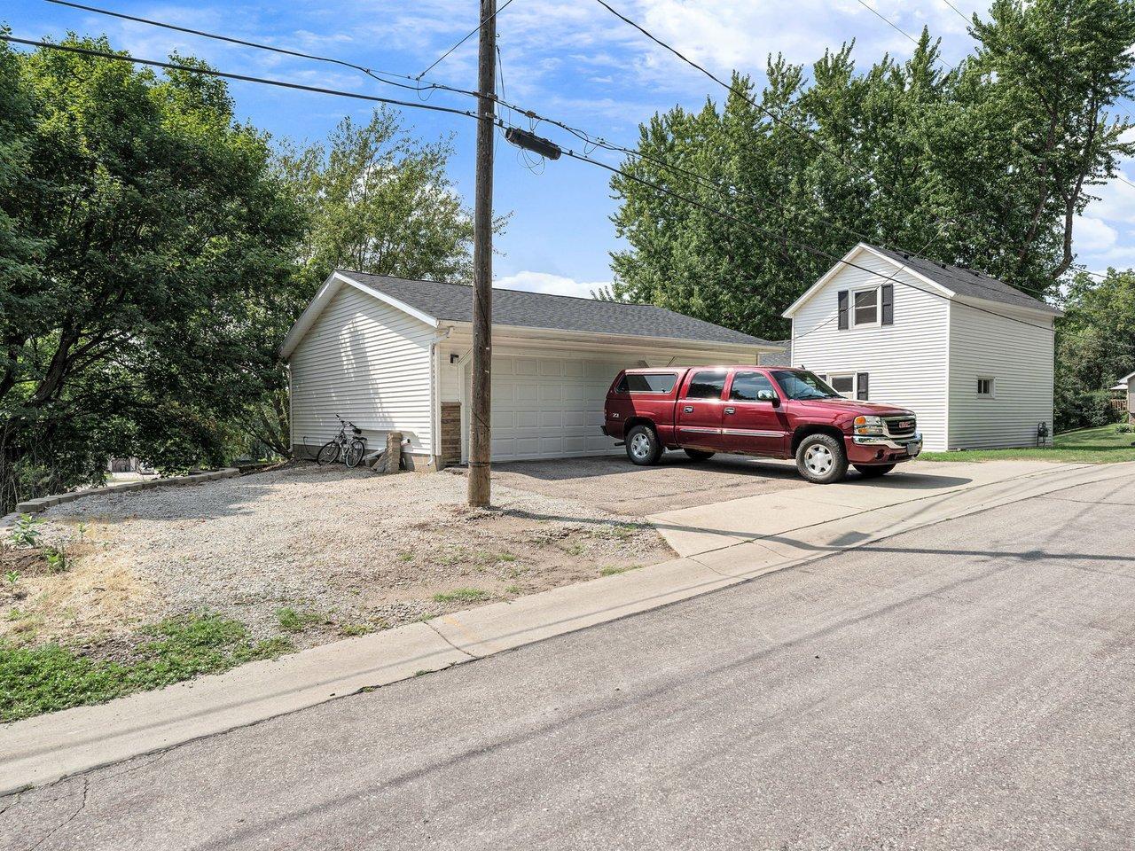 View of Residential at 828 Clinton Street, Waterville MN 56096, Waterville (31 of 33) - Mike Wilen | Minnesota Team Real Estate