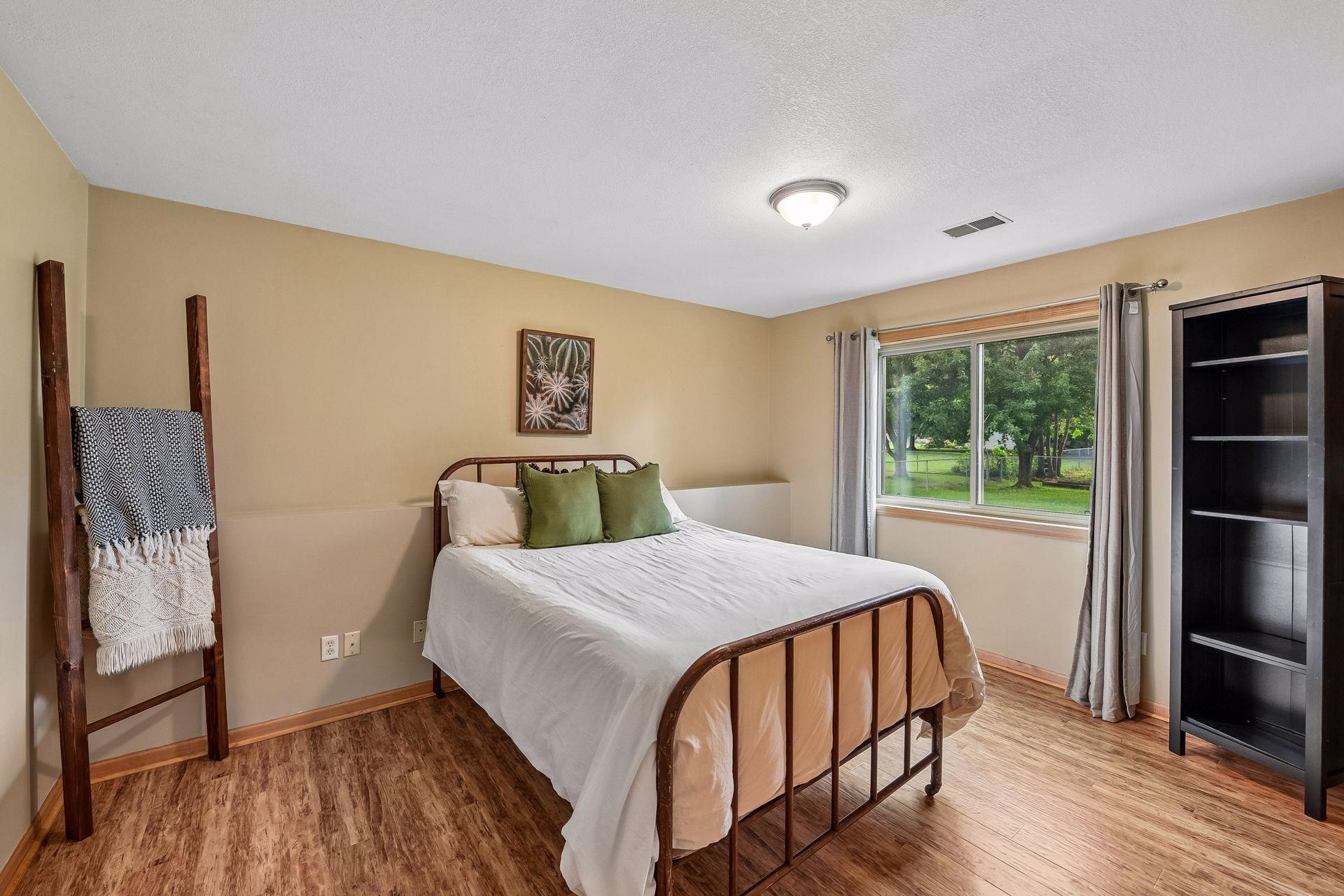 View of Residential at 1121 Scott Street, Shakopee MN 55379, Shakopee (25 of 31) - Mike Wilen | Minnesota Team Real Estate