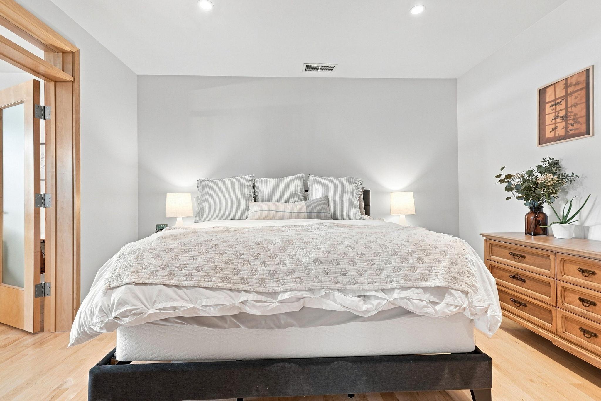 View of Residential at 3104 Lake Street #203, Minneapolis MN 55416, Minneapolis (32 of 53) - Mike Wilen | Minnesota Team Real Estate