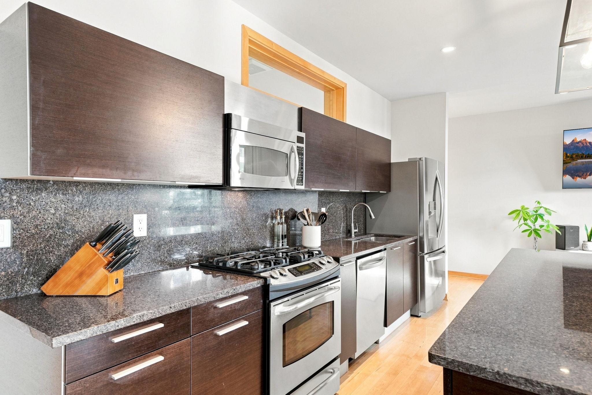 View of Residential at 3104 Lake Street #203, Minneapolis MN 55416, Minneapolis (18 of 53) - Mike Wilen | Minnesota Team Real Estate