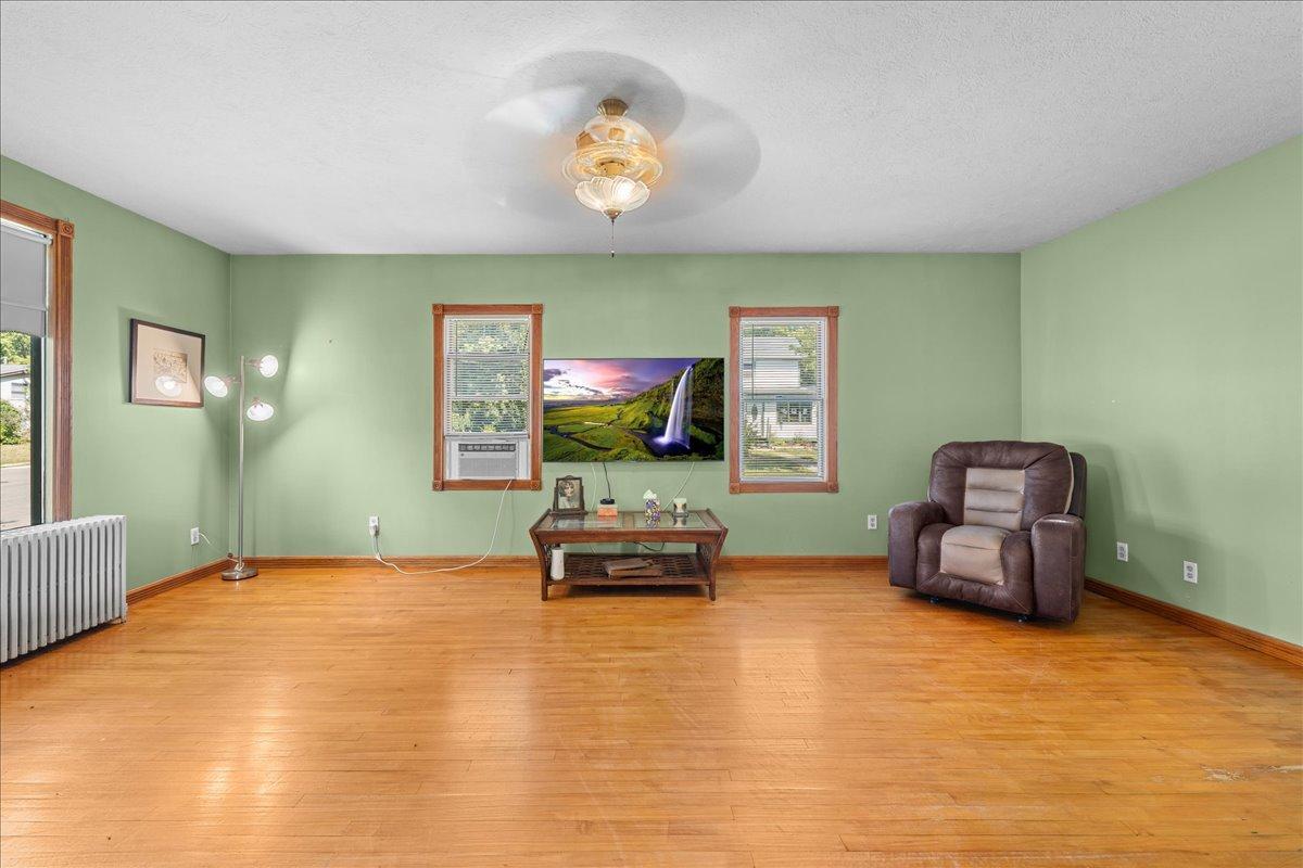View of Residential at 921 4th Street, Stillwater MN 55082, Stillwater (8 of 33) - Mike Wilen | Minnesota Team Real Estate