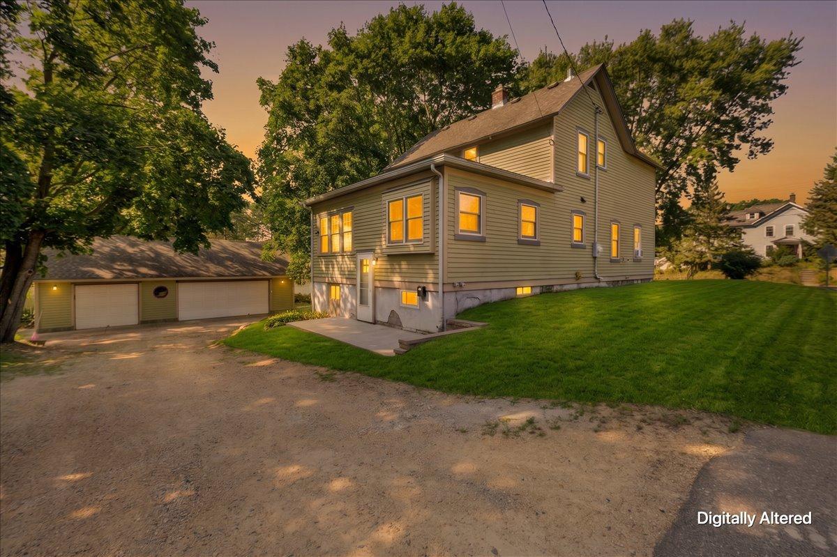 View of Residential at 921 4th Street, Stillwater MN 55082, Stillwater (28 of 33) - Mike Wilen | Minnesota Team Real Estate