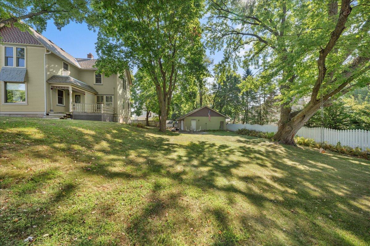 View of Residential at 921 4th Street, Stillwater MN 55082, Stillwater (4 of 33) - Mike Wilen | Minnesota Team Real Estate