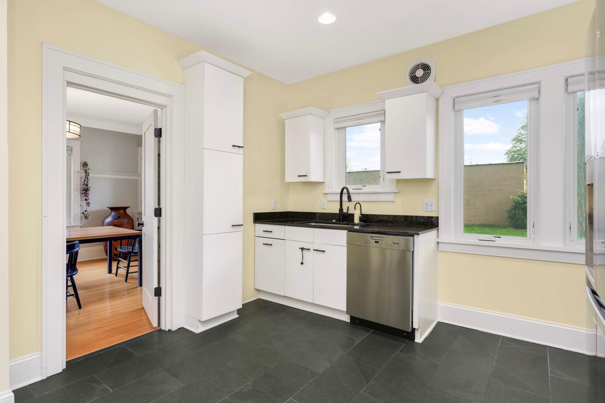 View of Residential at 2213 Nicollet Avenue, Minneapolis MN 55404, Minneapolis (11 of 39) - Mike Wilen | Minnesota Team Real Estate
