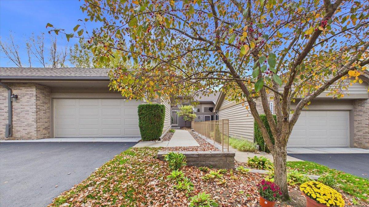 View of Residential at 16407 Grenwich Terrace, Eden Prairie MN 55346, Eden Prairie (16 of 88) - Mike Wilen | Minnesota Team Real Estate