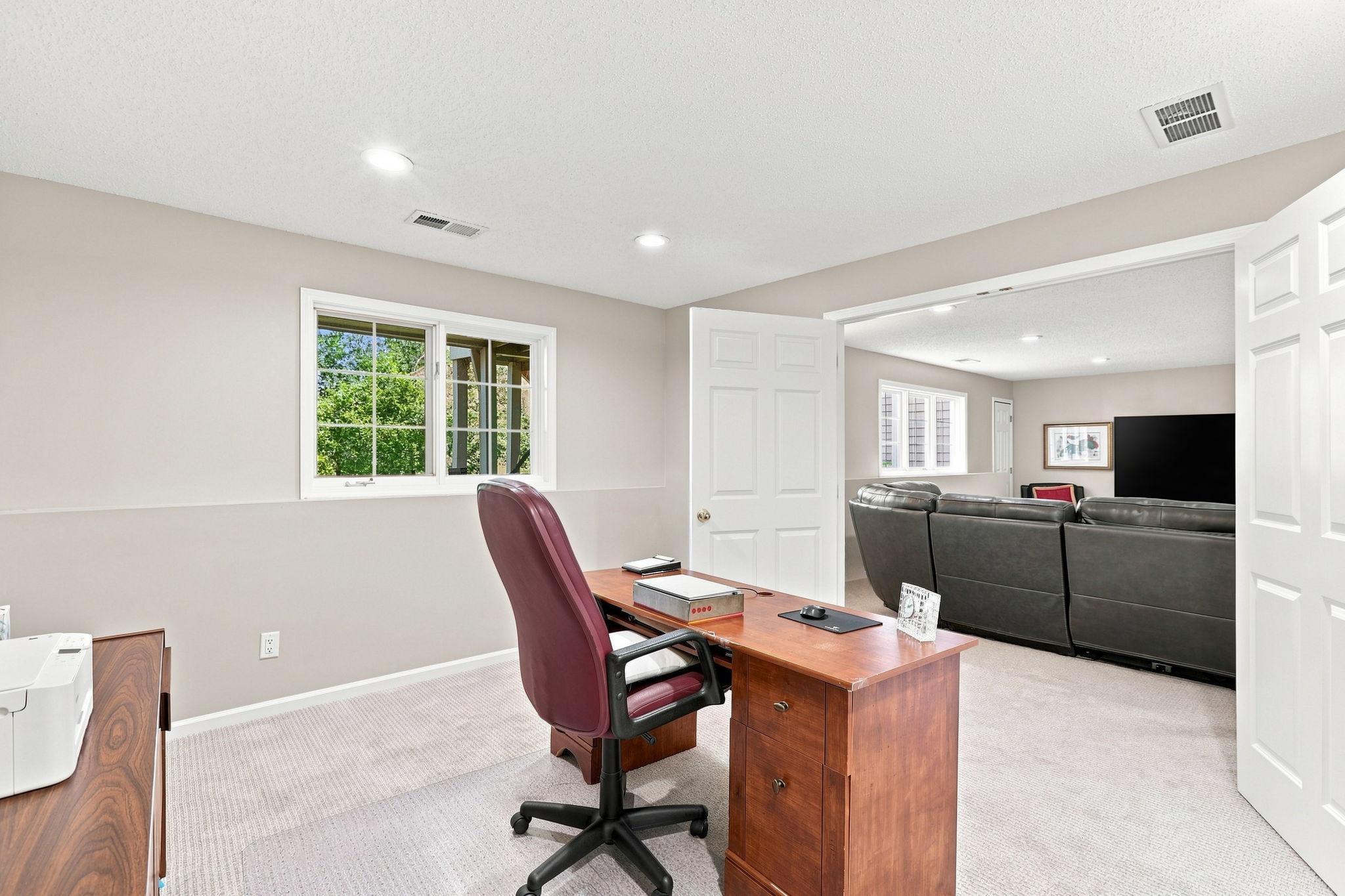 View of Residential at 5423 Butternut Circle, Minnetonka MN 55343, Minnetonka (29 of 44) - Mike Wilen | Minnesota Team Real Estate