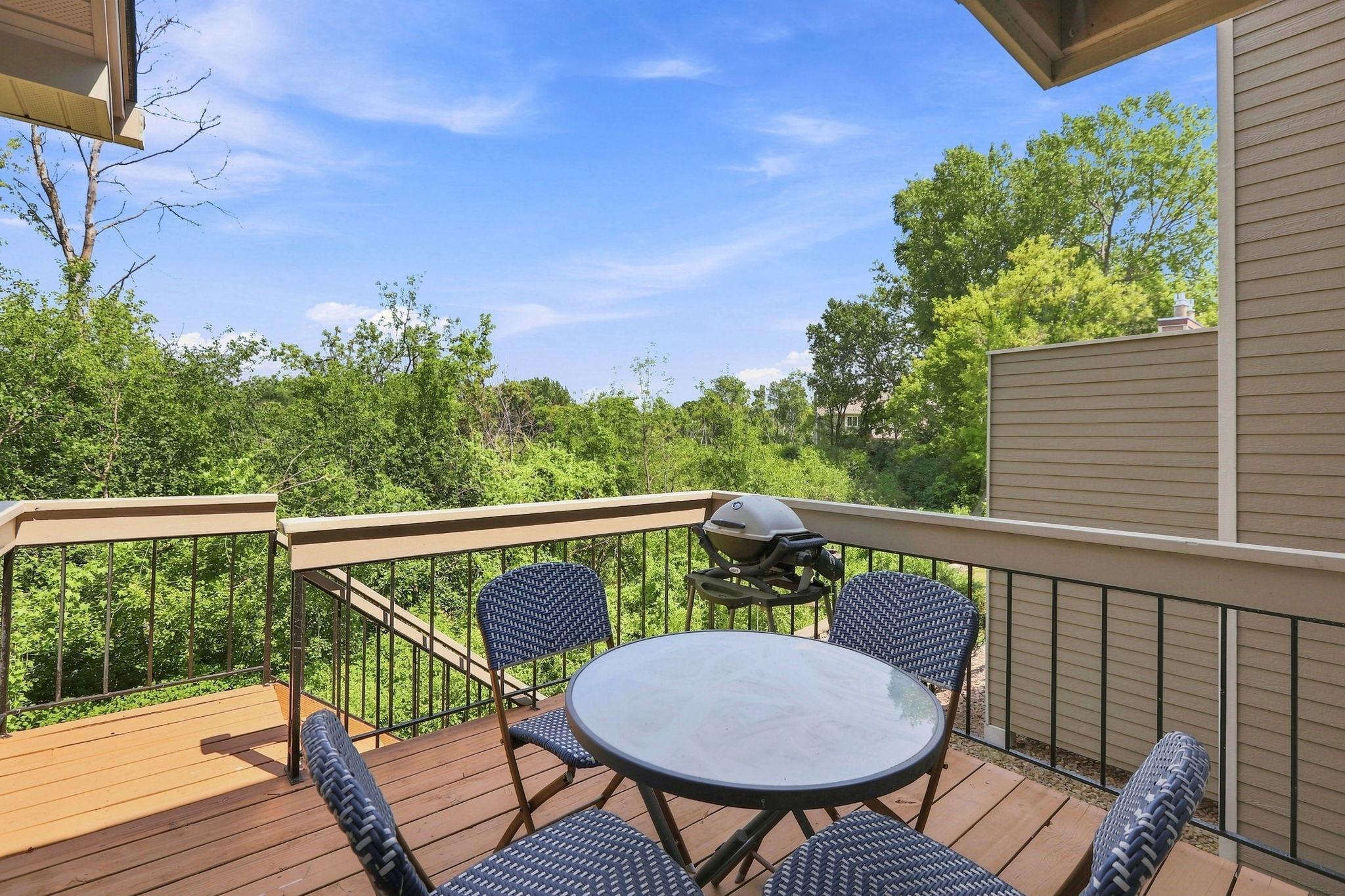 View of Residential at 5423 Butternut Circle, Minnetonka MN 55343, Minnetonka (13 of 44) - Mike Wilen | Minnesota Team Real Estate