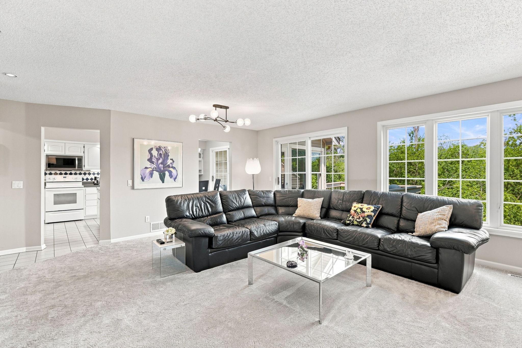 View of Residential at 5423 Butternut Circle, Minnetonka MN 55343, Minnetonka (5 of 44) - Mike Wilen | Minnesota Team Real Estate