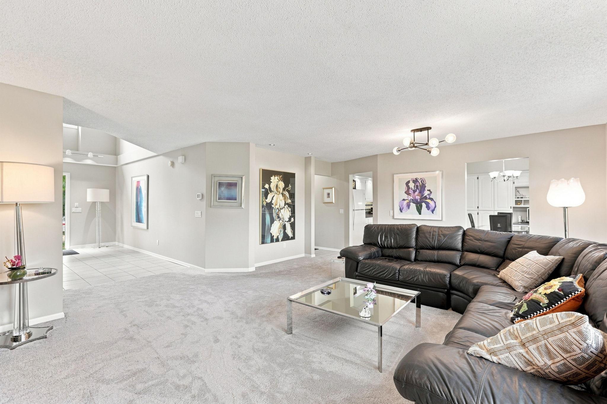 View of Residential at 5423 Butternut Circle, Minnetonka MN 55343, Minnetonka (4 of 44) - Mike Wilen | Minnesota Team Real Estate