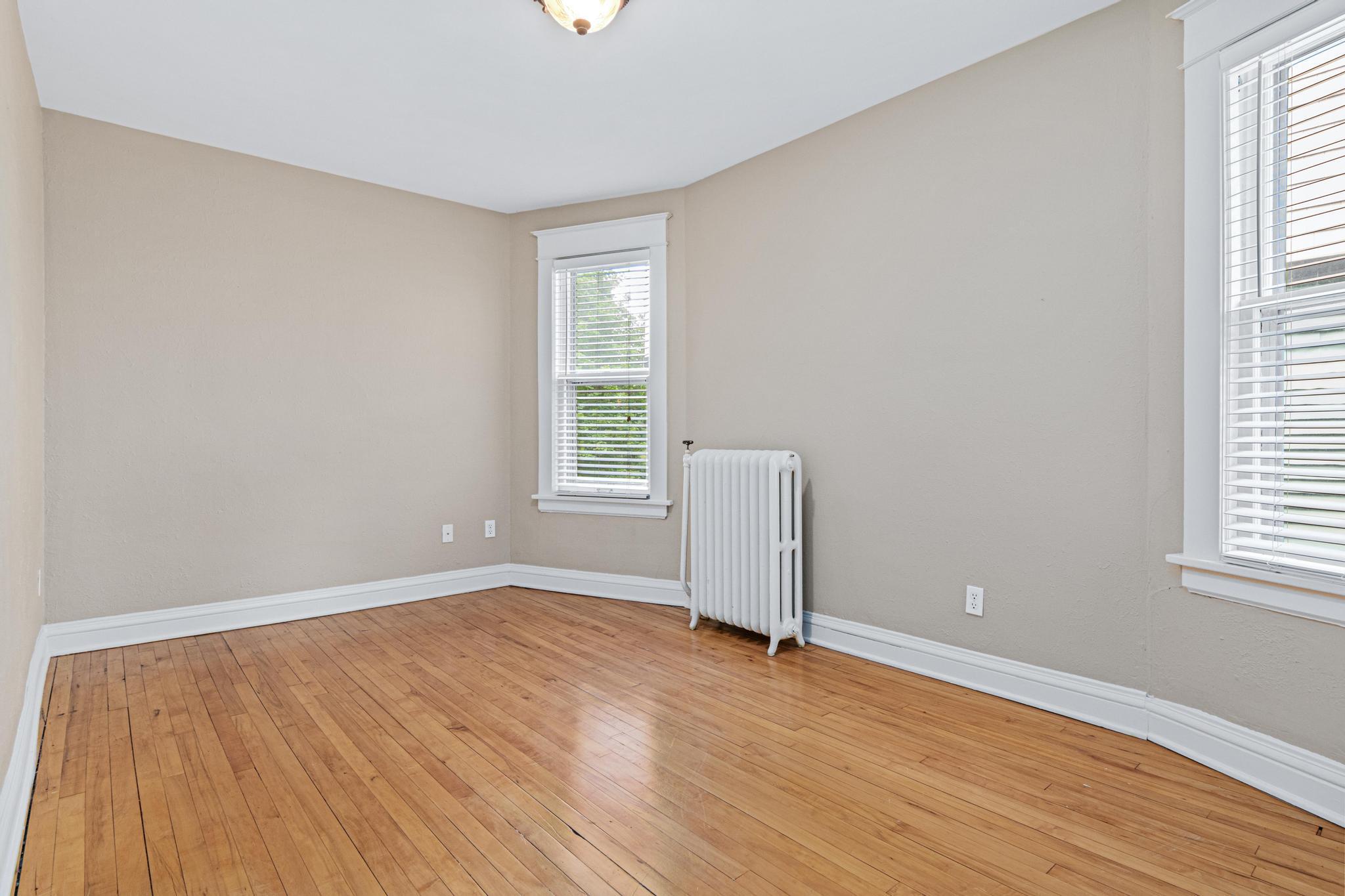 View of Residential Income at 184-186 George Street, Saint Paul MN 55107, Saint Paul (11 of 49) - Mike Wilen | Minnesota Team Real Estate