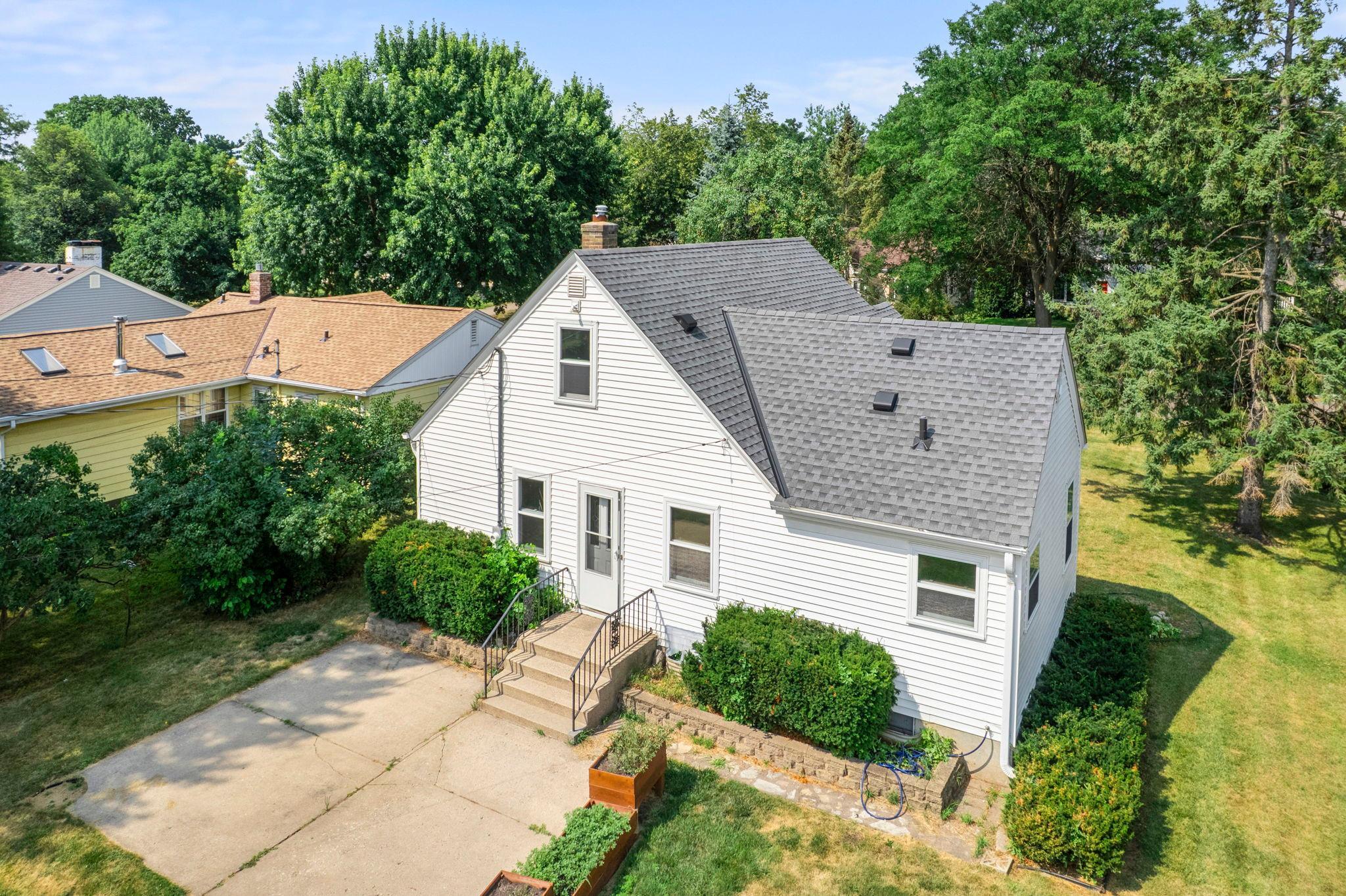 View of Residential at 6401 Logan Avenue, Richfield MN 55423, Richfield (46 of 65) - Mike Wilen | Minnesota Team Real Estate